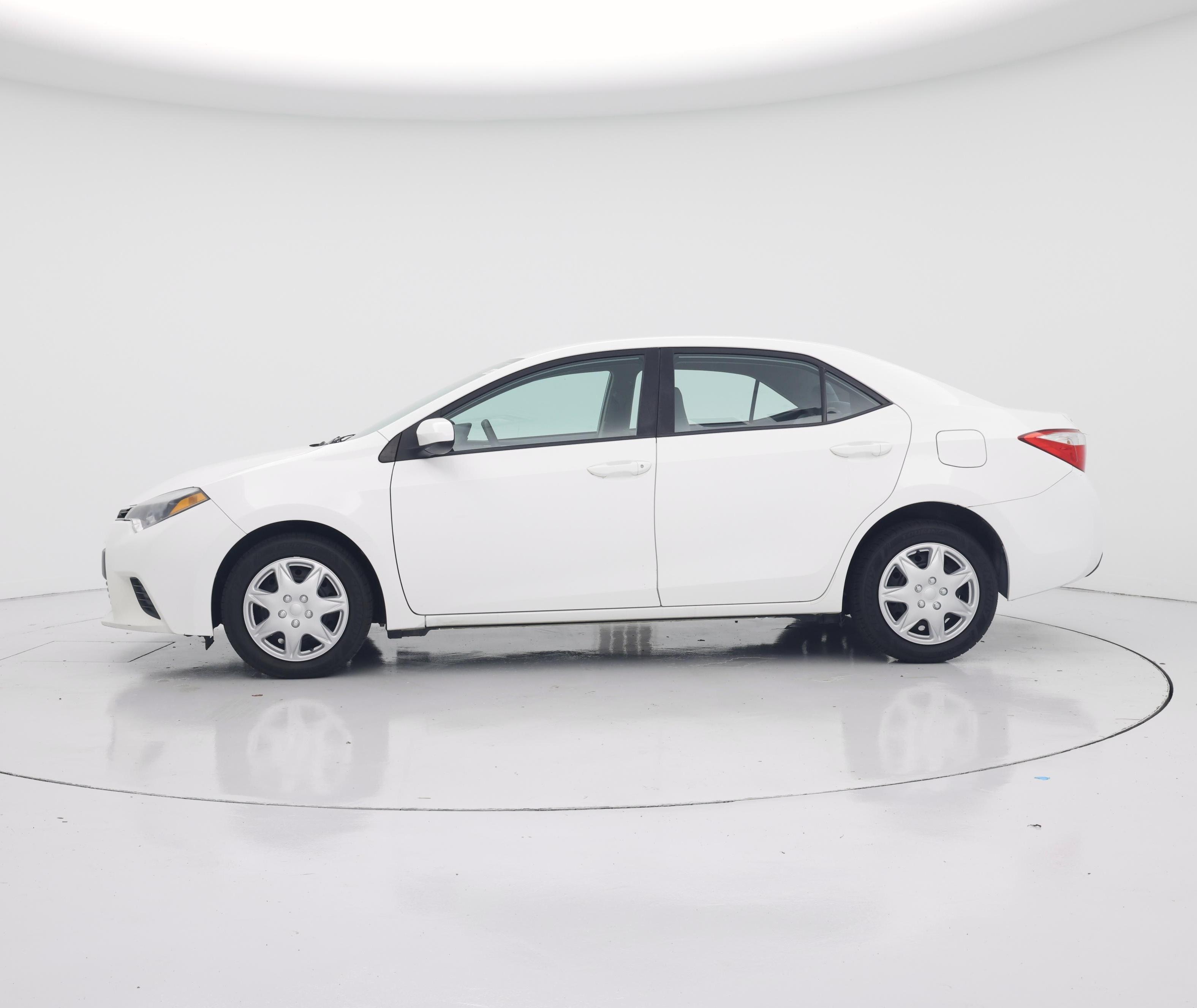 Thumbnail: 2014 Toyota Corolla - 3