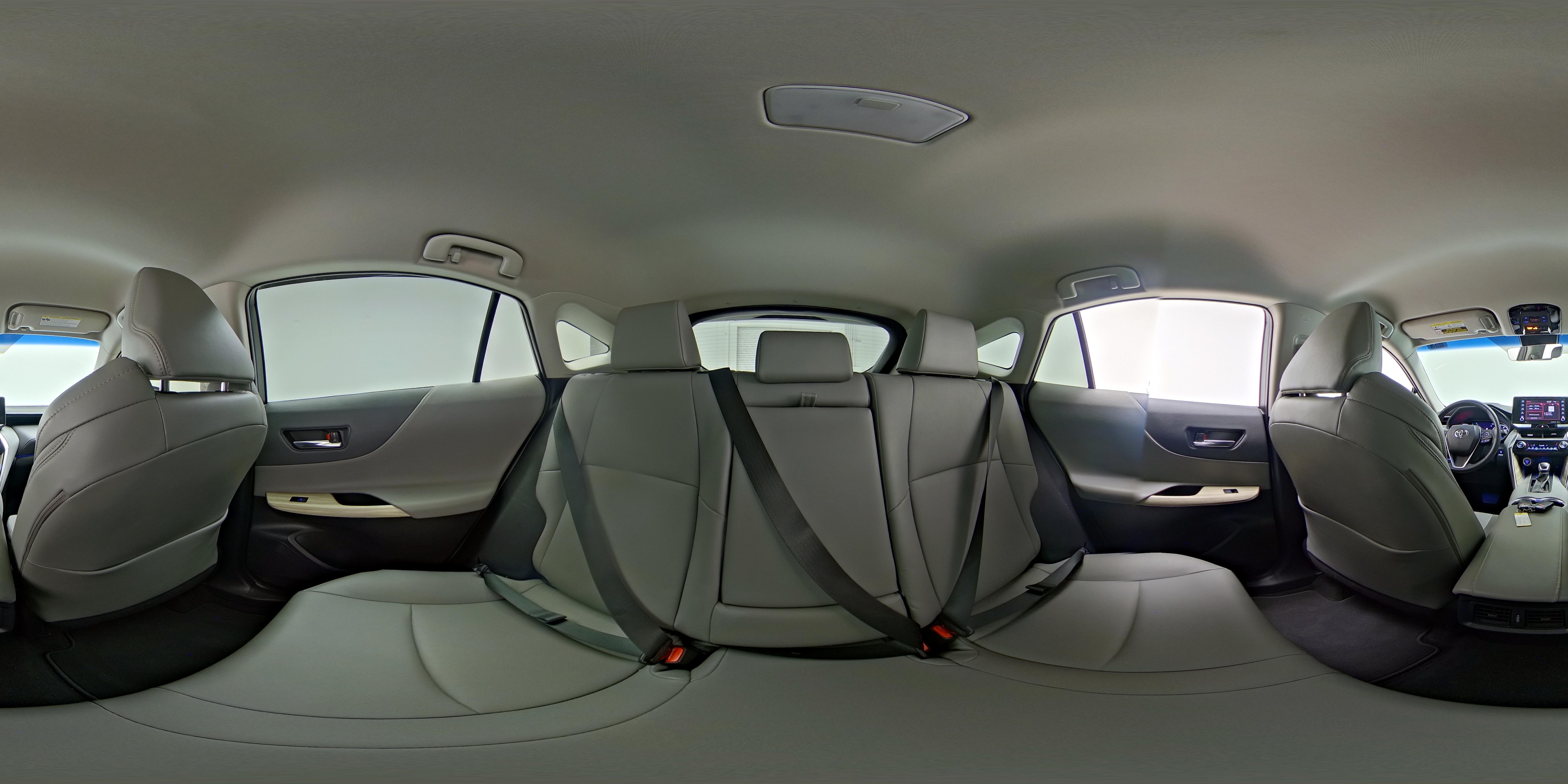 2022 Toyota Venza XLE - Photo 25