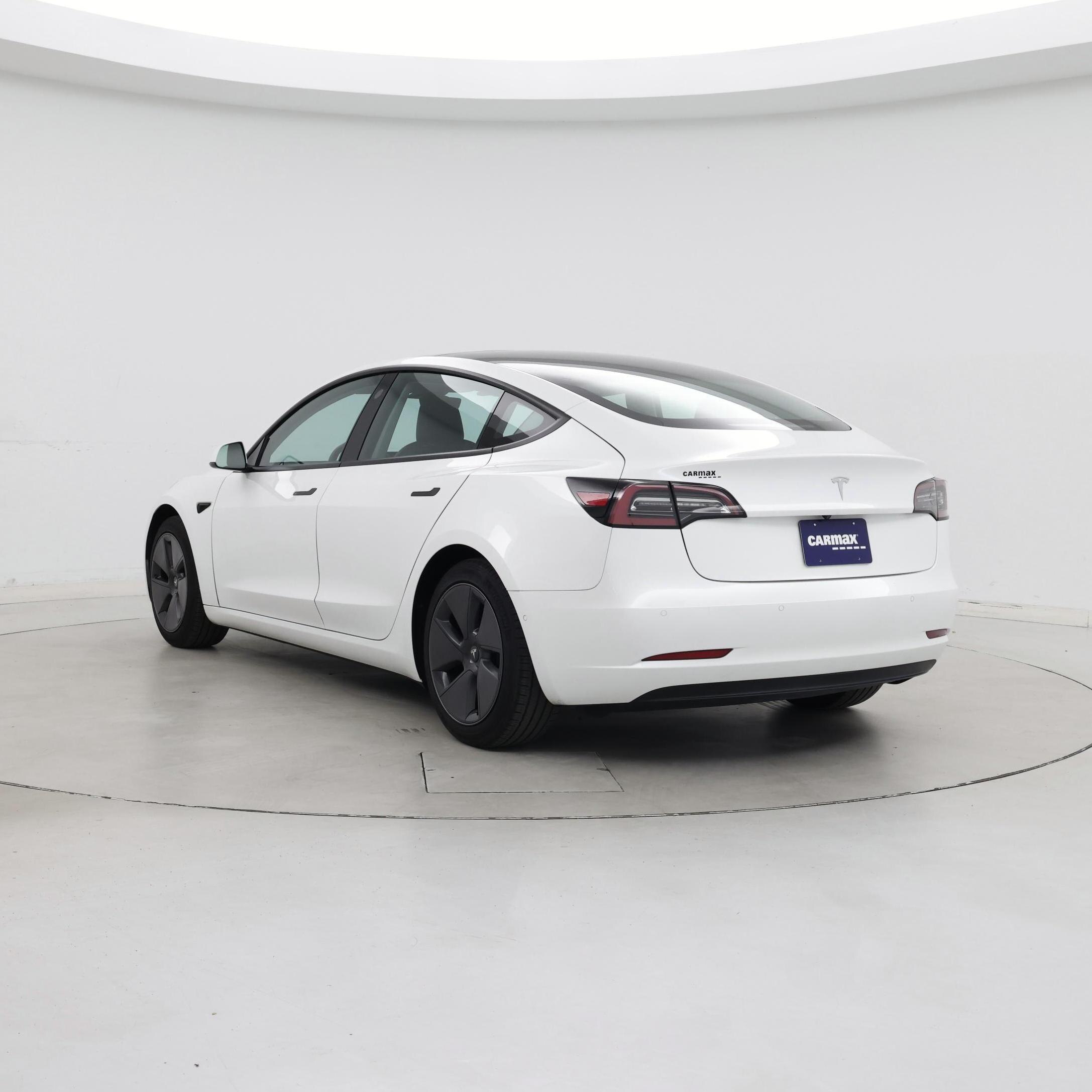 Thumbnail: 2021 Tesla Model 3 - 2