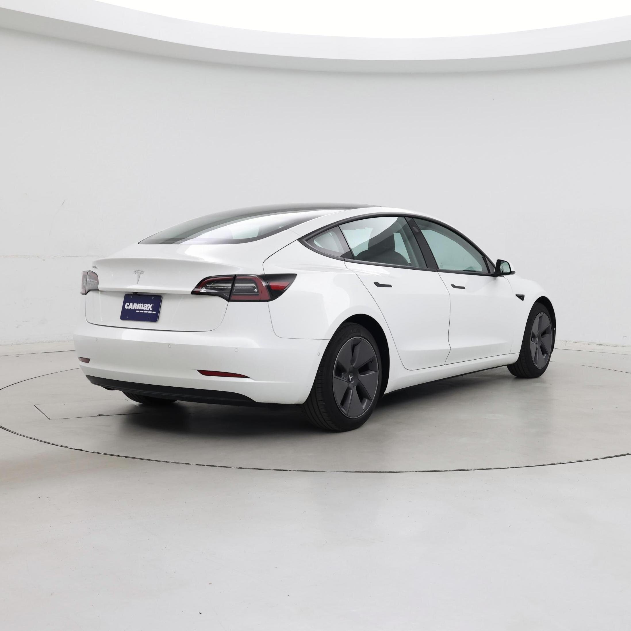 Thumbnail: 2021 Tesla Model 3 - 8