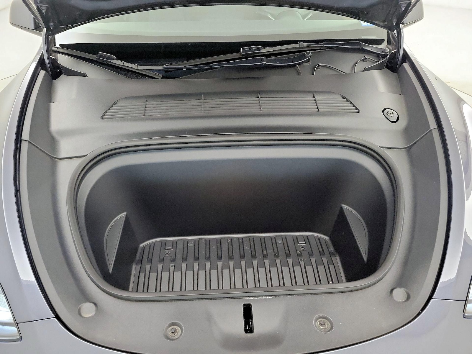 2023 Tesla Model Y Base - Photo 23