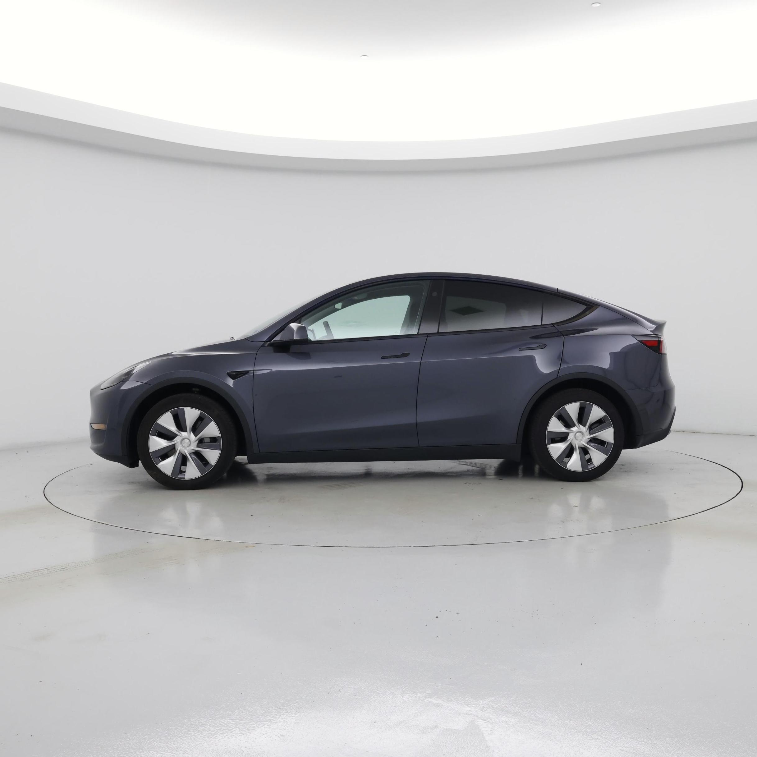 Thumbnail: 2023 Tesla Model Y - 3