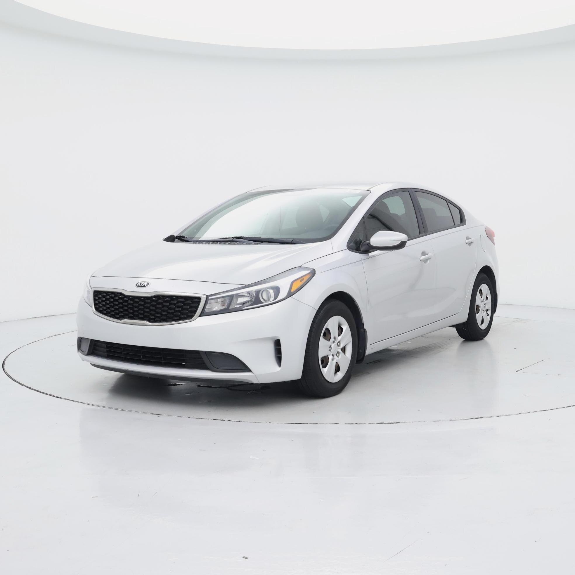 Thumbnail: 2017 Kia Forte - 4