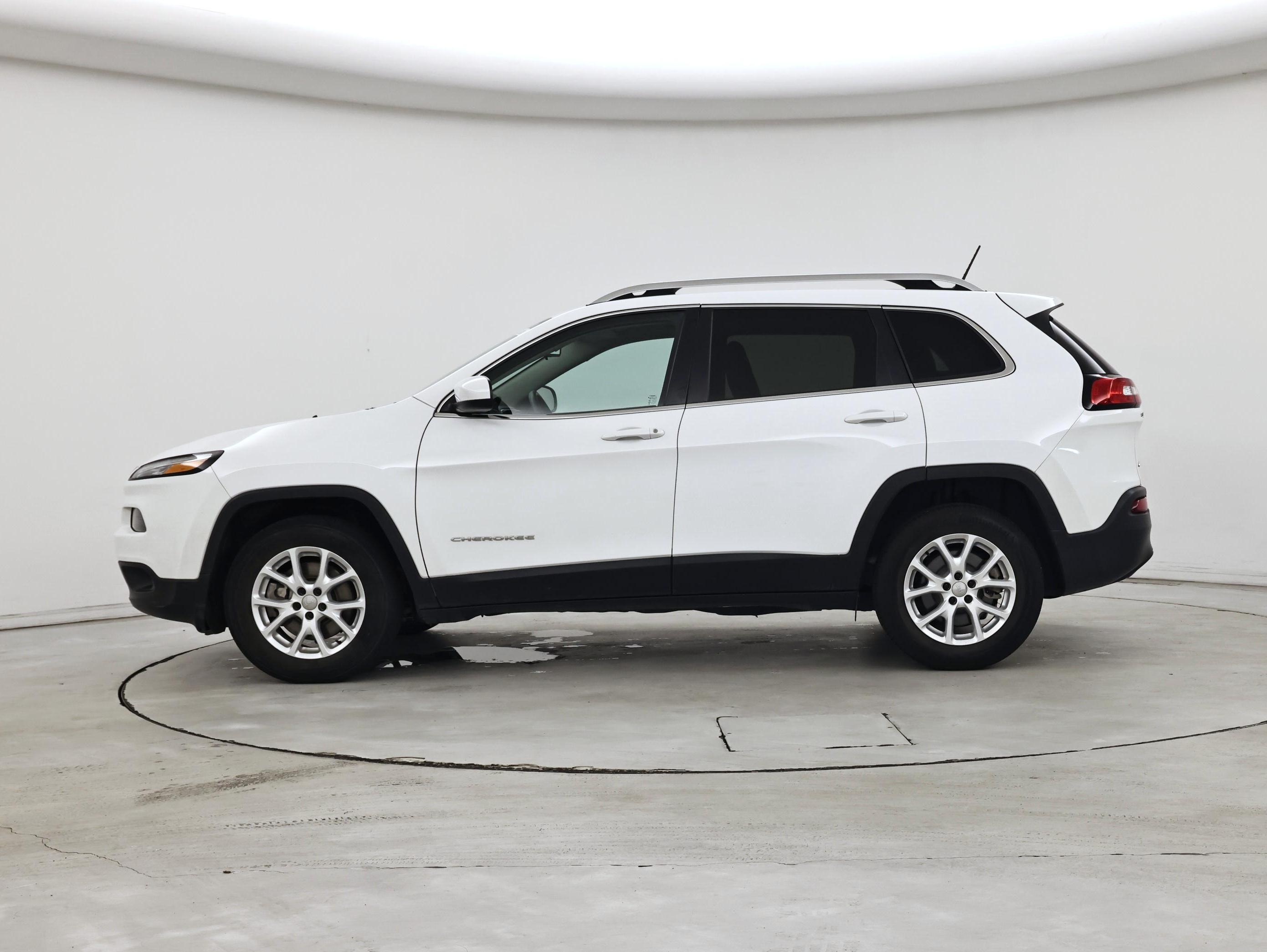 Thumbnail: 2018 Jeep Cherokee - 3