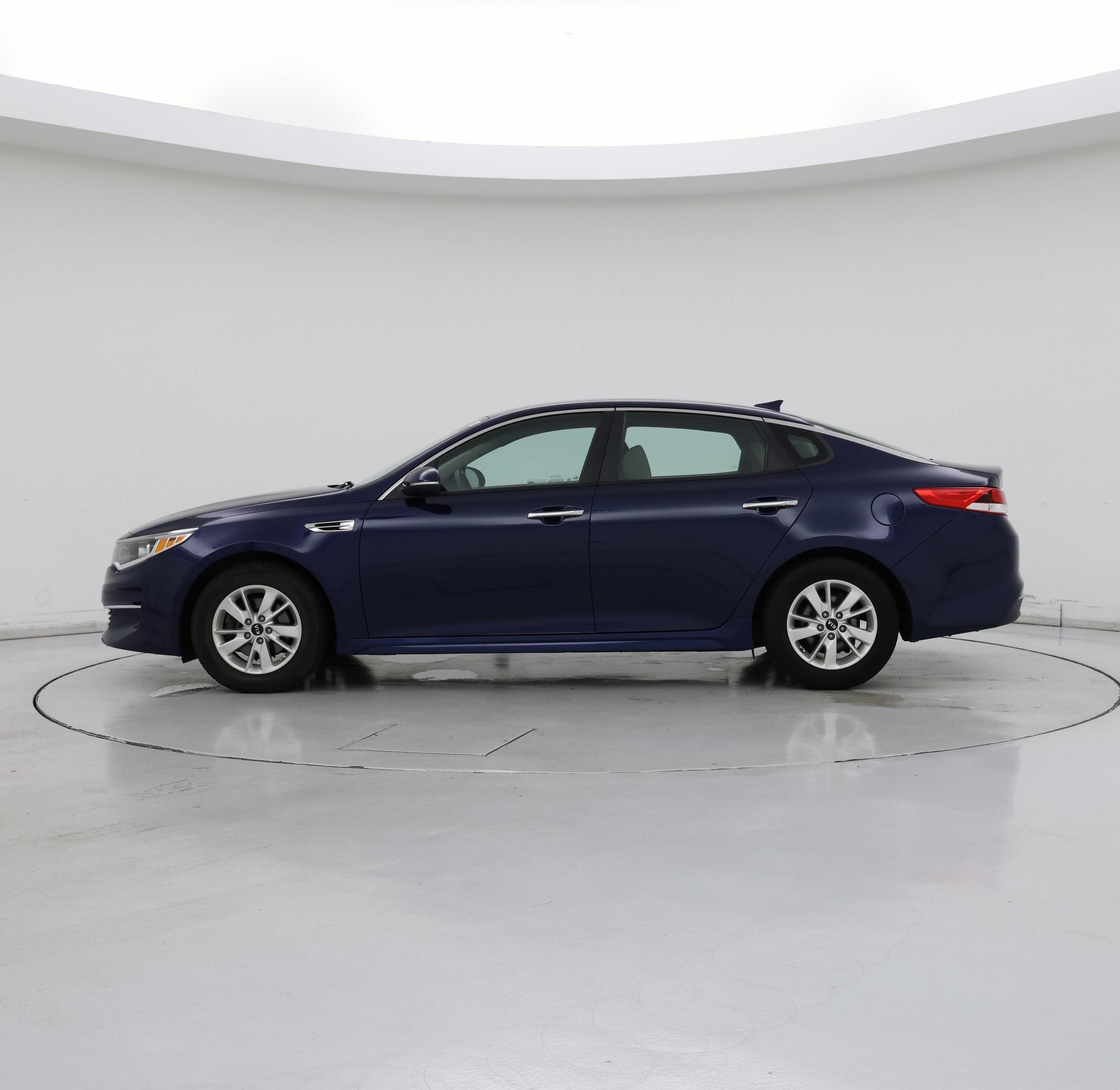 Thumbnail: 2018 Kia Optima - 3