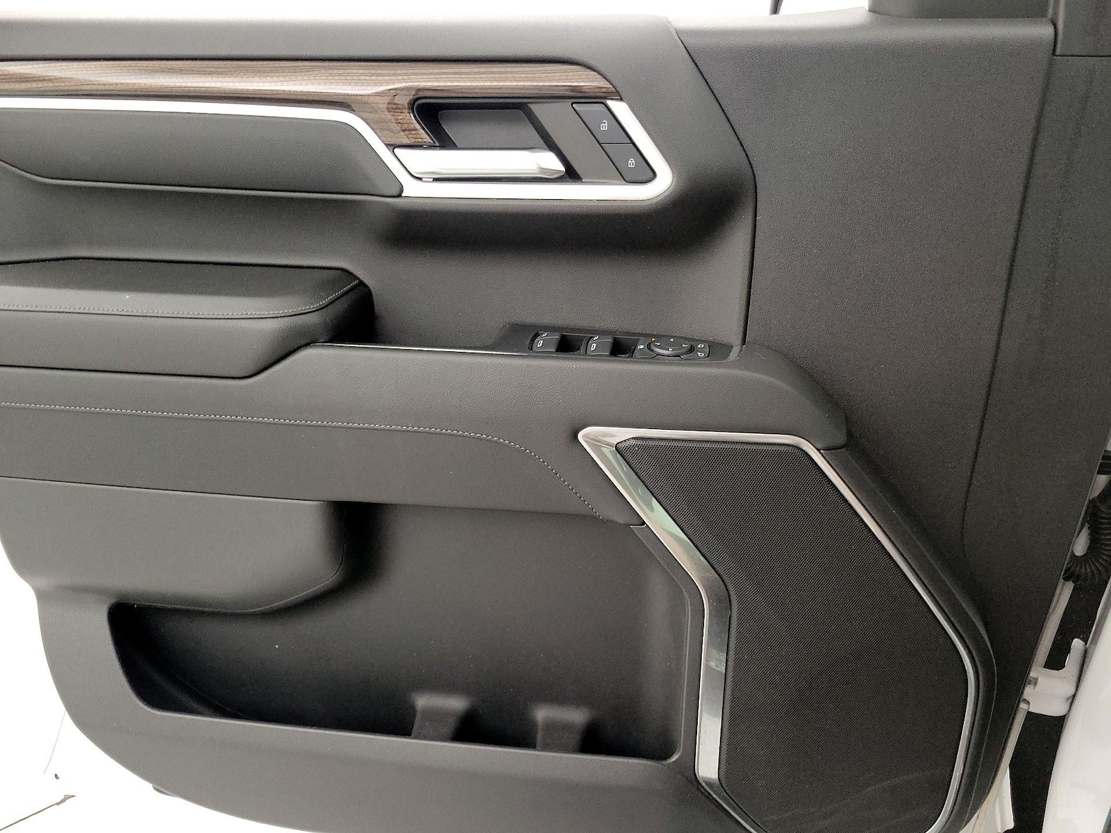 2022 Chevrolet Silverado 1500 LT - Photo 13