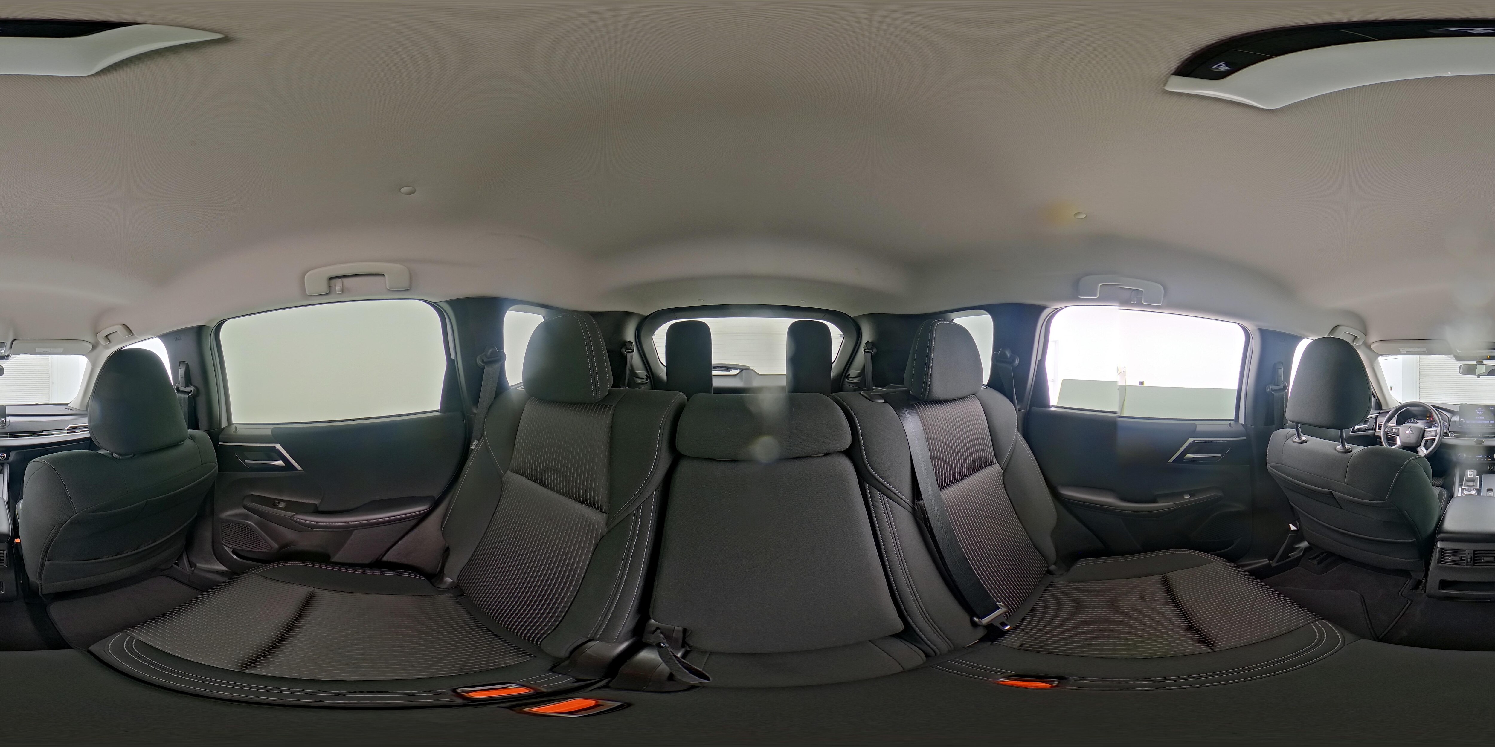 2024 Mitsubishi Outlander ES - Photo 25