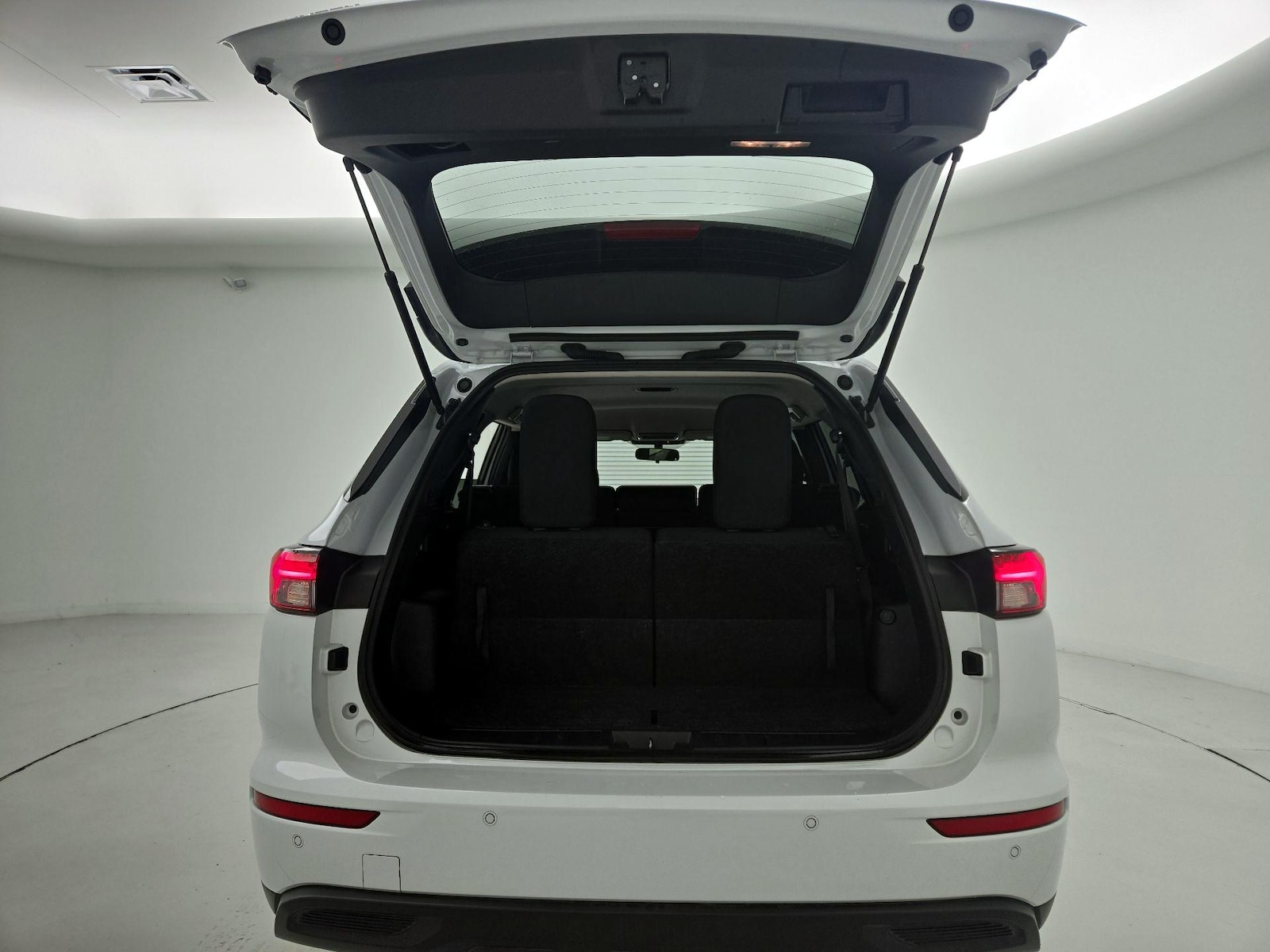 2024 Mitsubishi Outlander ES - Photo 21