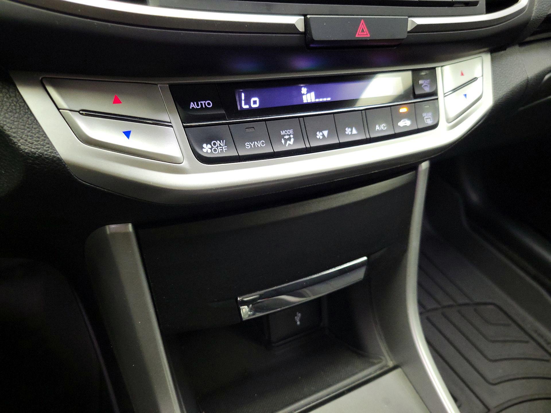 Thumbnail: 2014 Honda Accord - 16