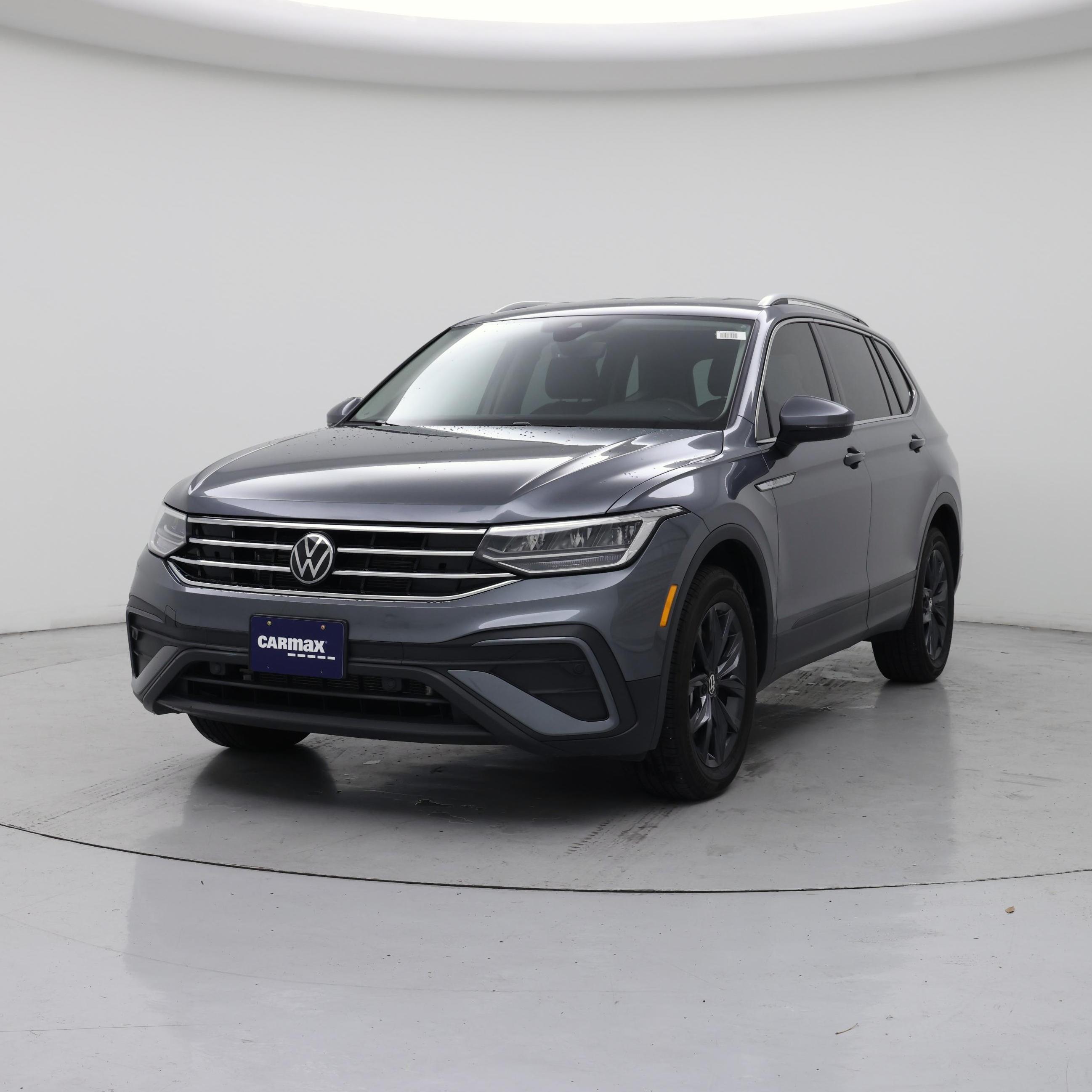 Thumbnail: 2024 Volkswagen Tiguan - 4