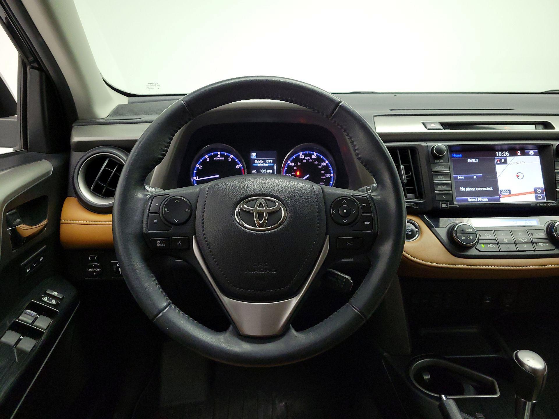 Thumbnail: 2016 Toyota RAV4 - 10