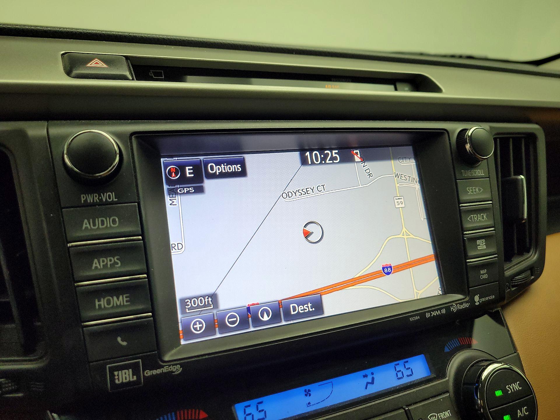 Thumbnail: 2016 Toyota RAV4 - 14