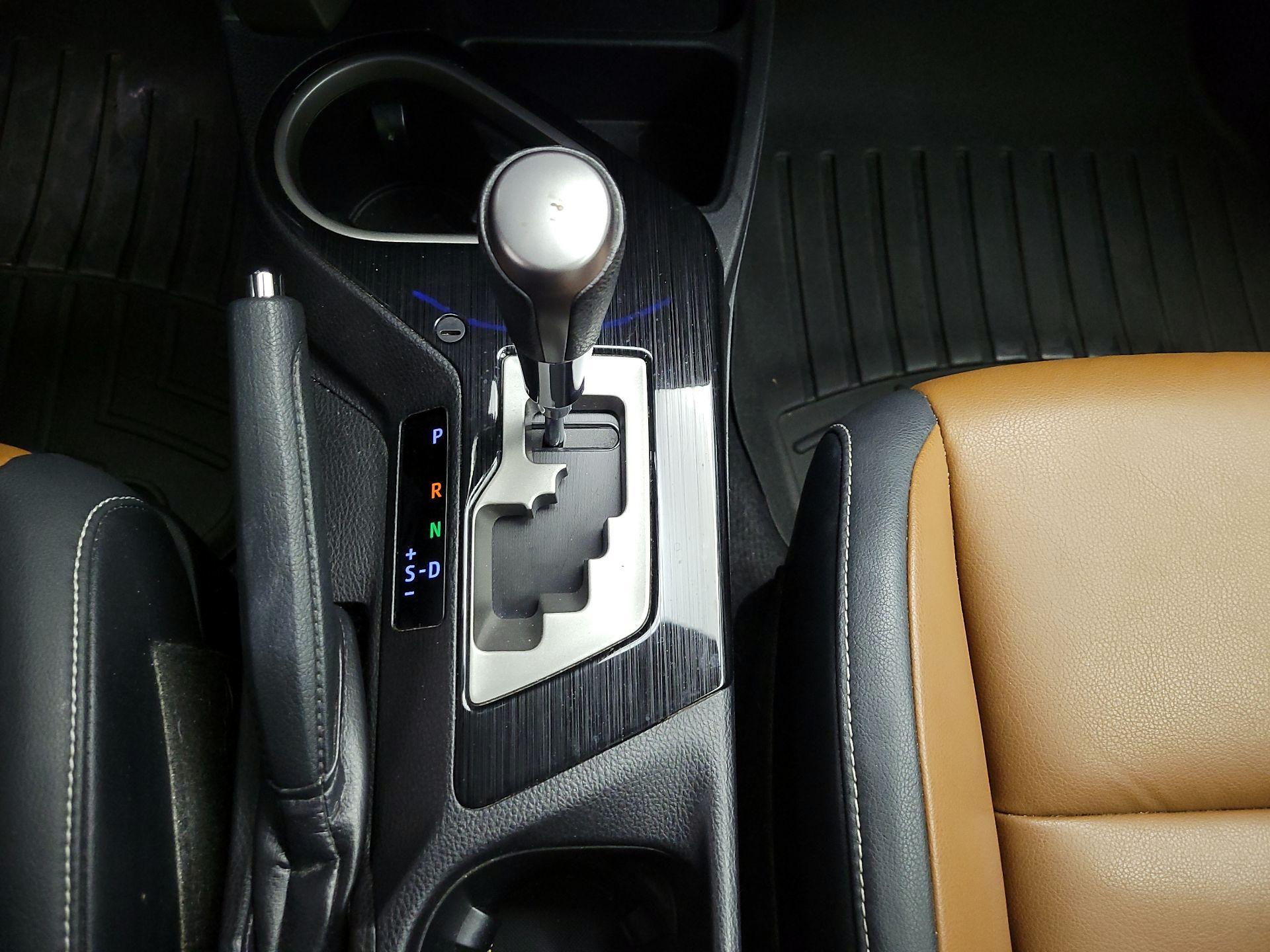 Thumbnail: 2016 Toyota RAV4 - 18