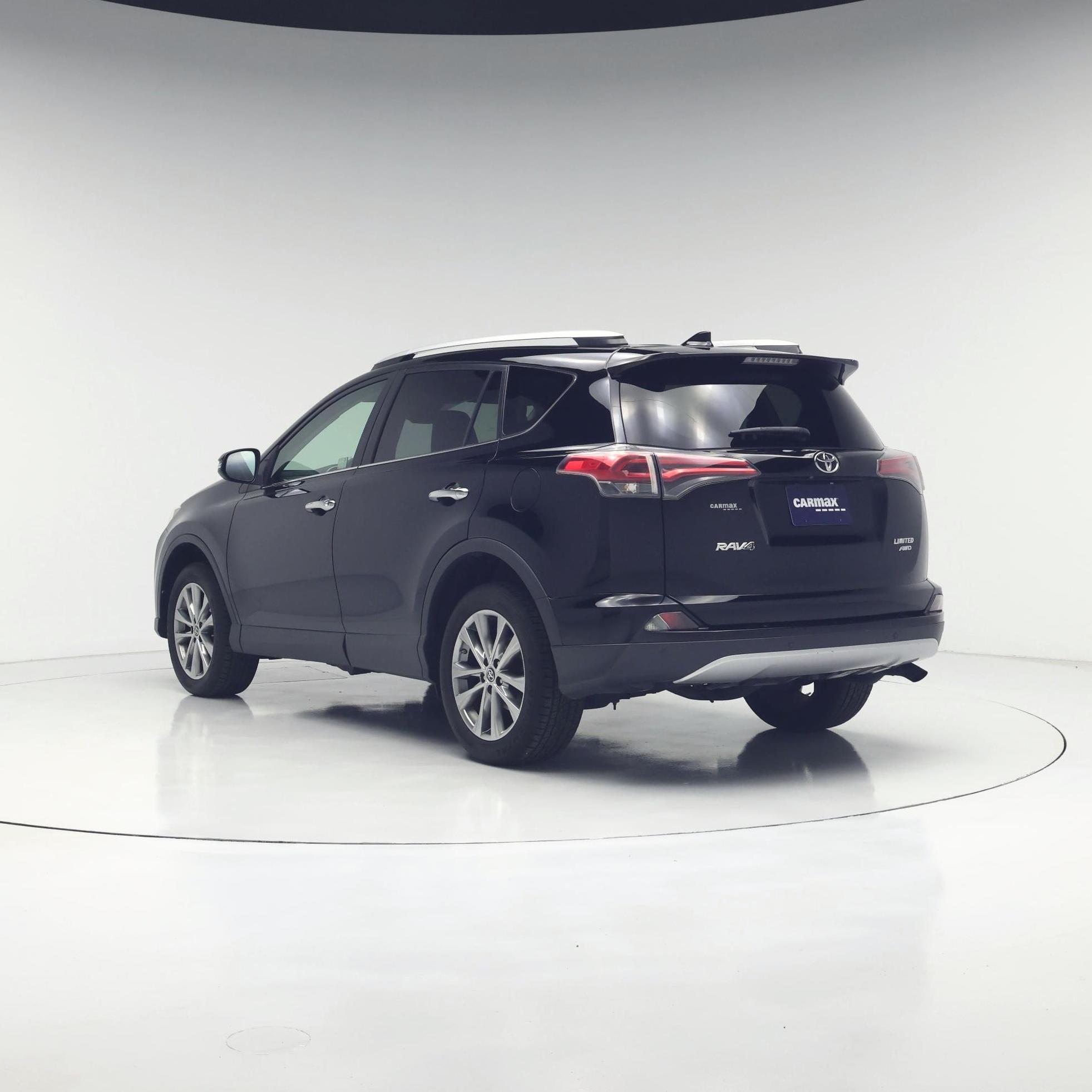 Thumbnail: 2016 Toyota RAV4 - 2
