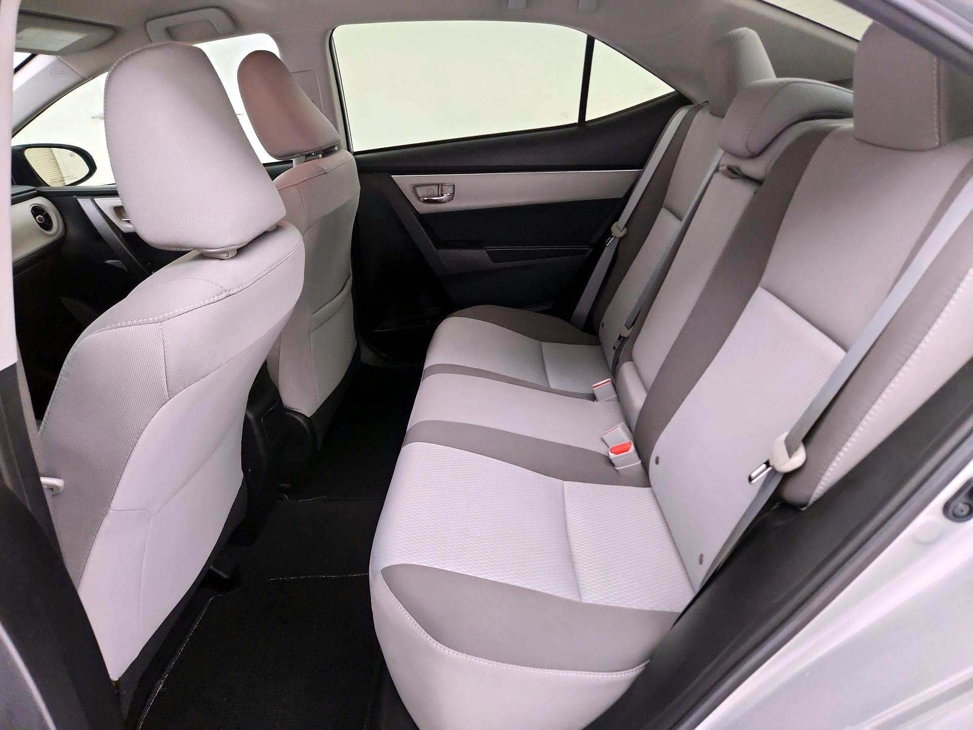 Thumbnail: 2017 Toyota Corolla - 17