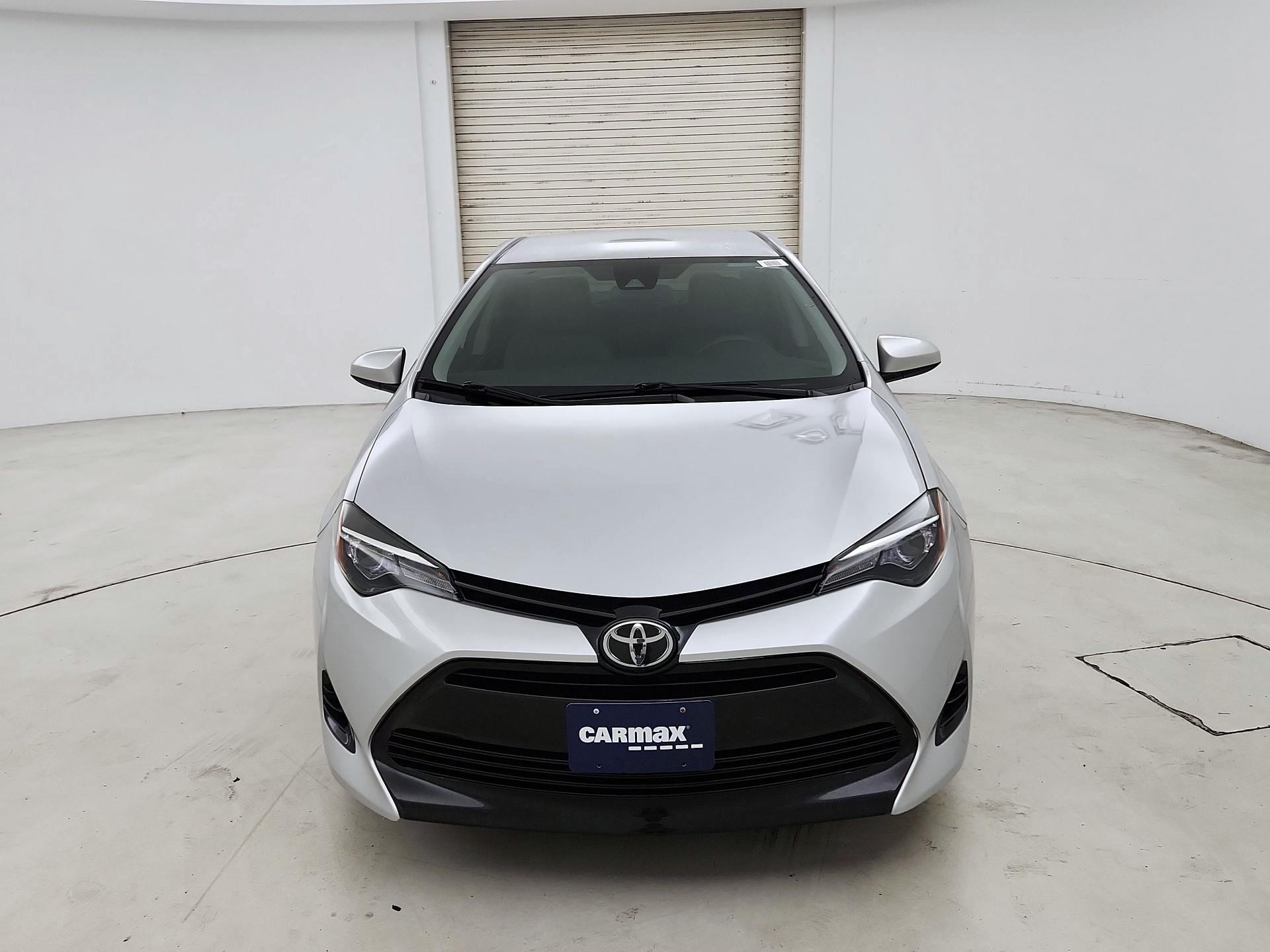 Thumbnail: 2017 Toyota Corolla - 2