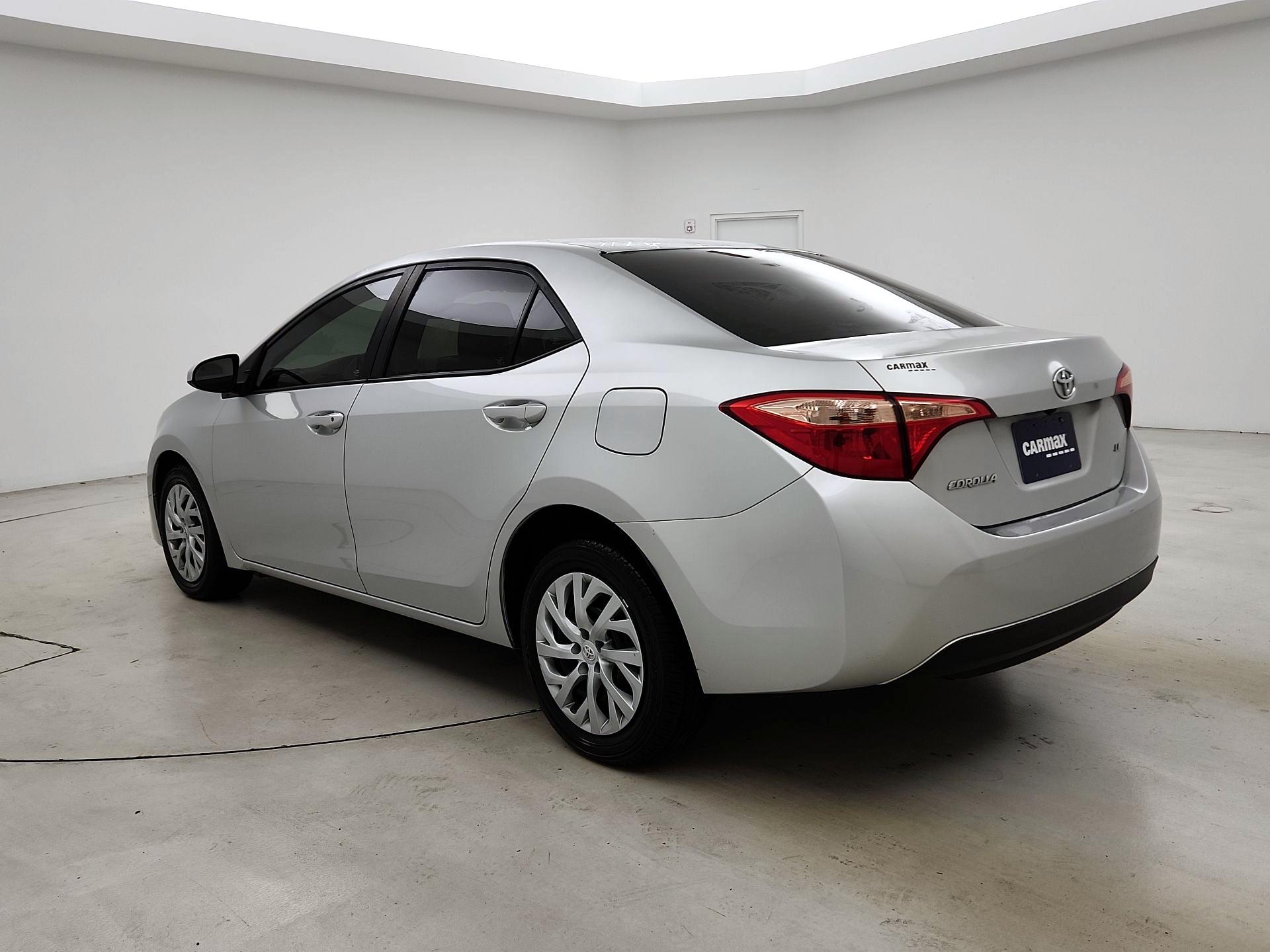 Thumbnail: 2017 Toyota Corolla - 7