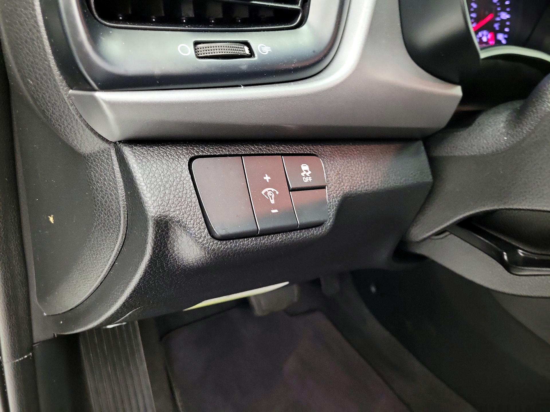 Thumbnail: 2020 Kia Rio - 13