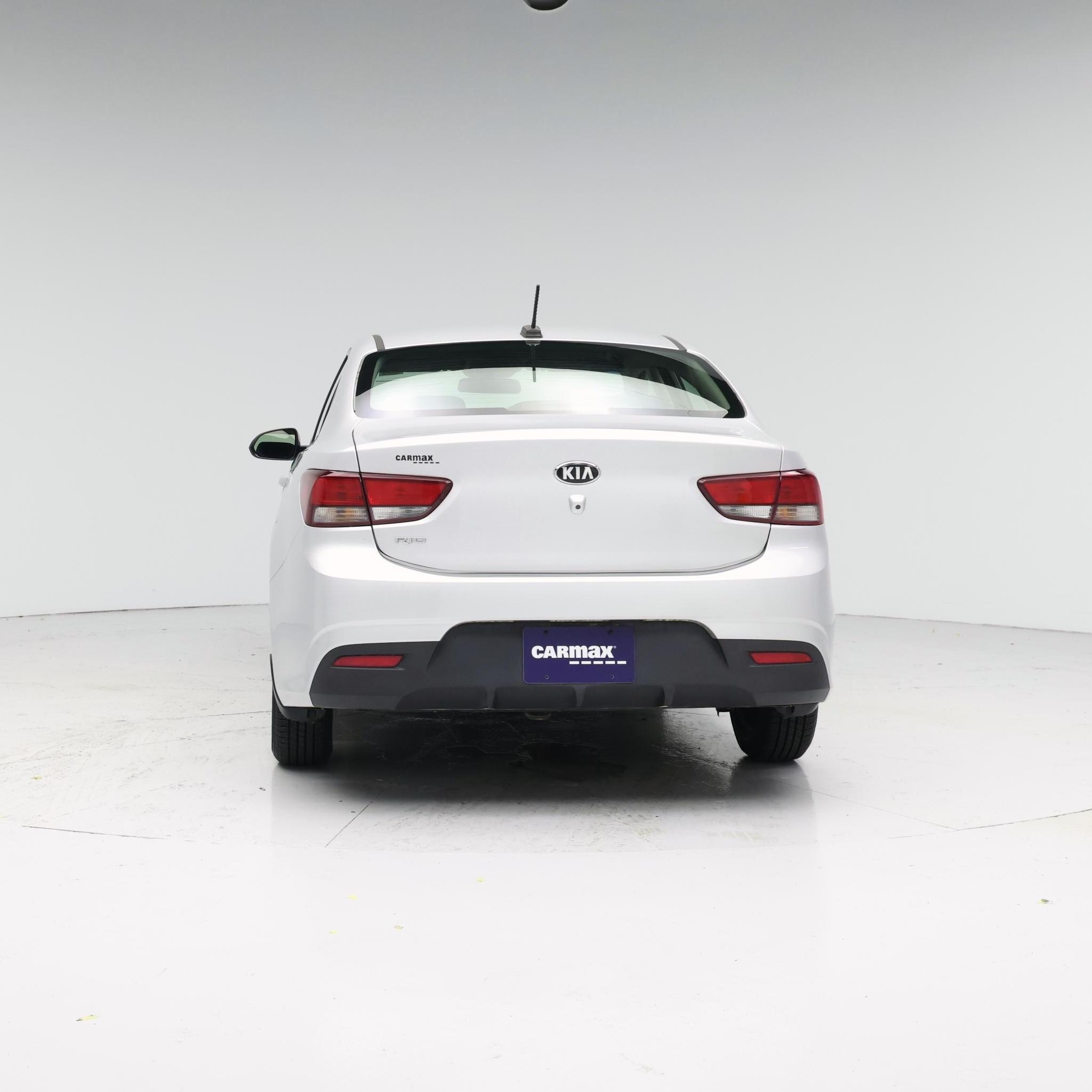 Thumbnail: 2020 Kia Rio - 6