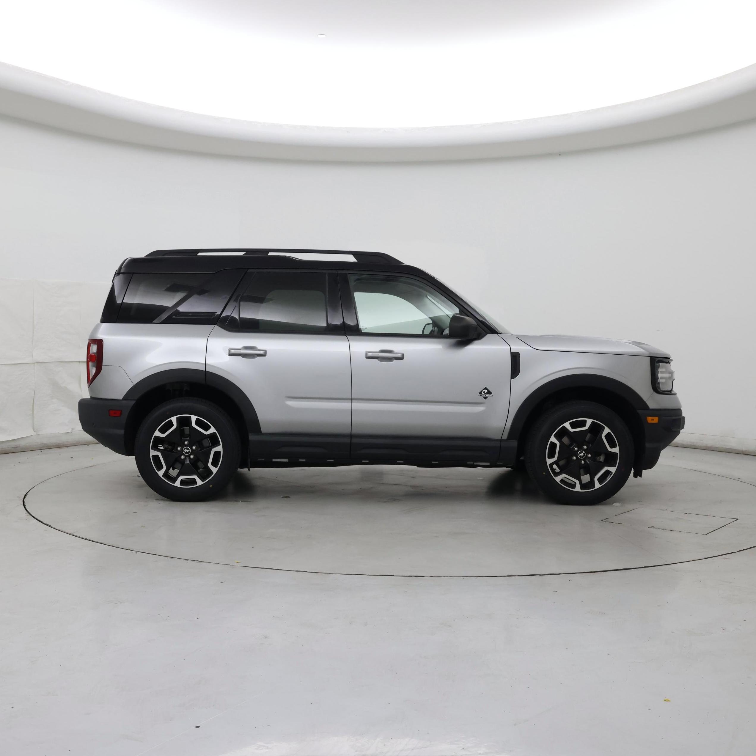 Thumbnail: 2021 Ford Bronco Sport - 7