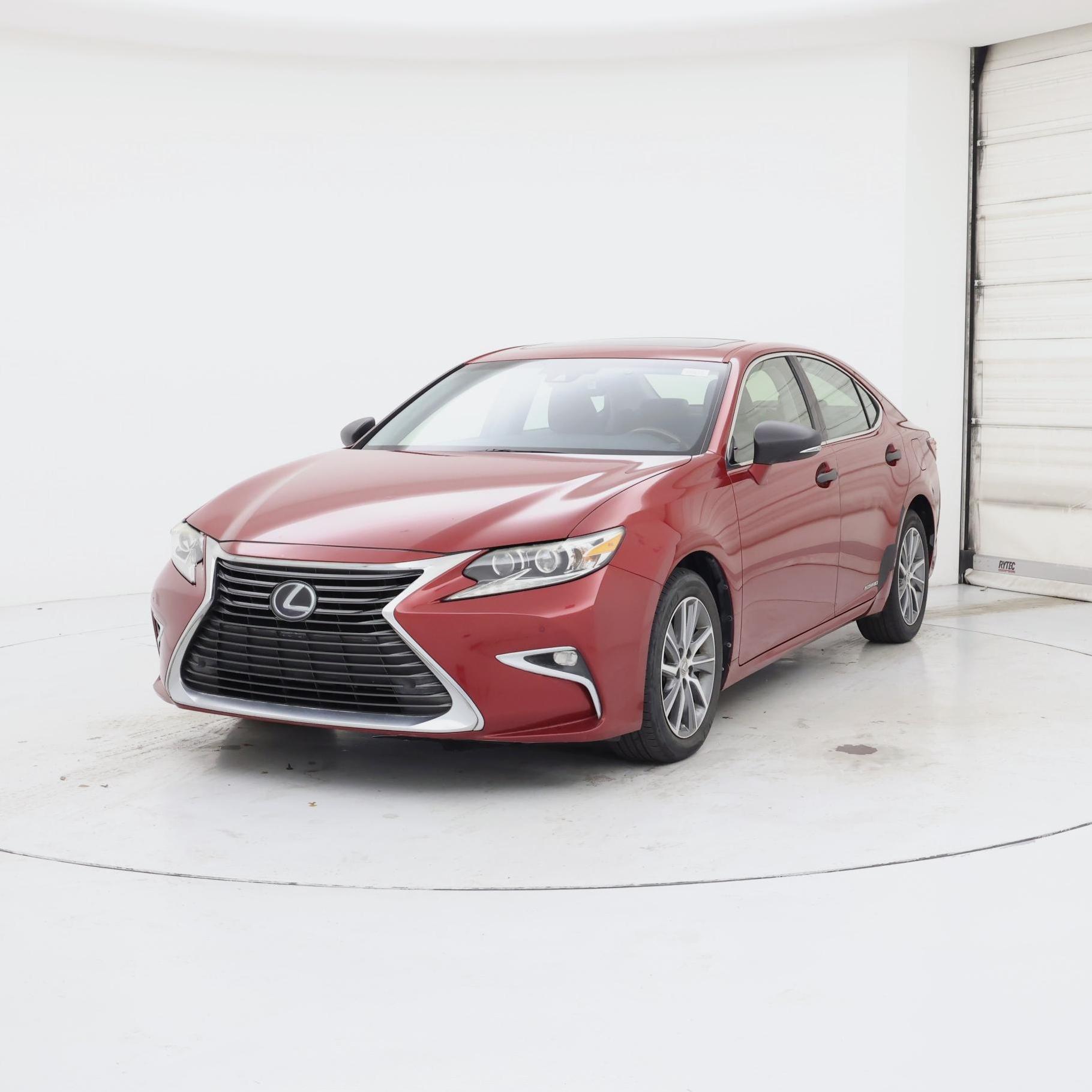 Thumbnail: 2016 Lexus ES - 4