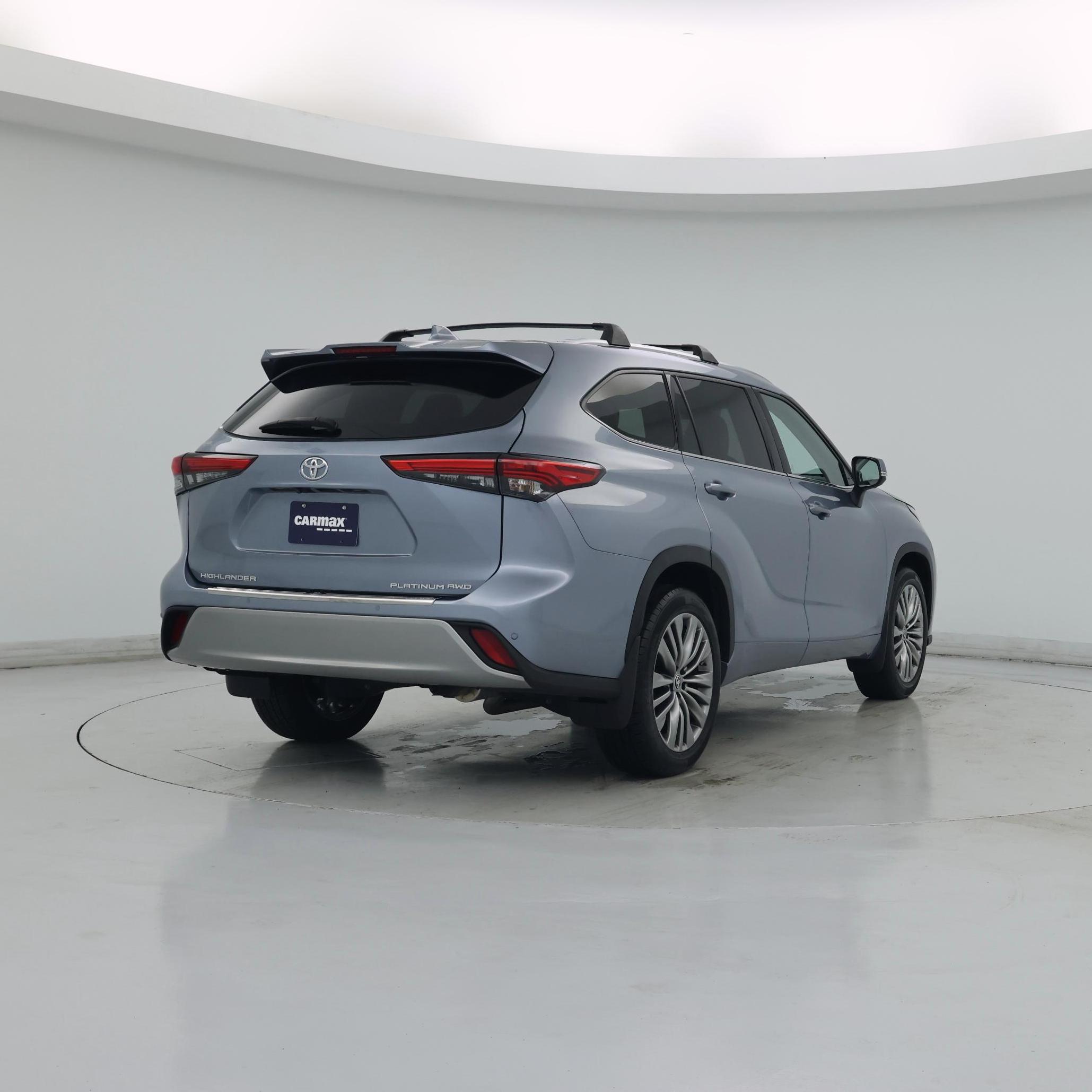 Thumbnail: 2021 Toyota Highlander - 8