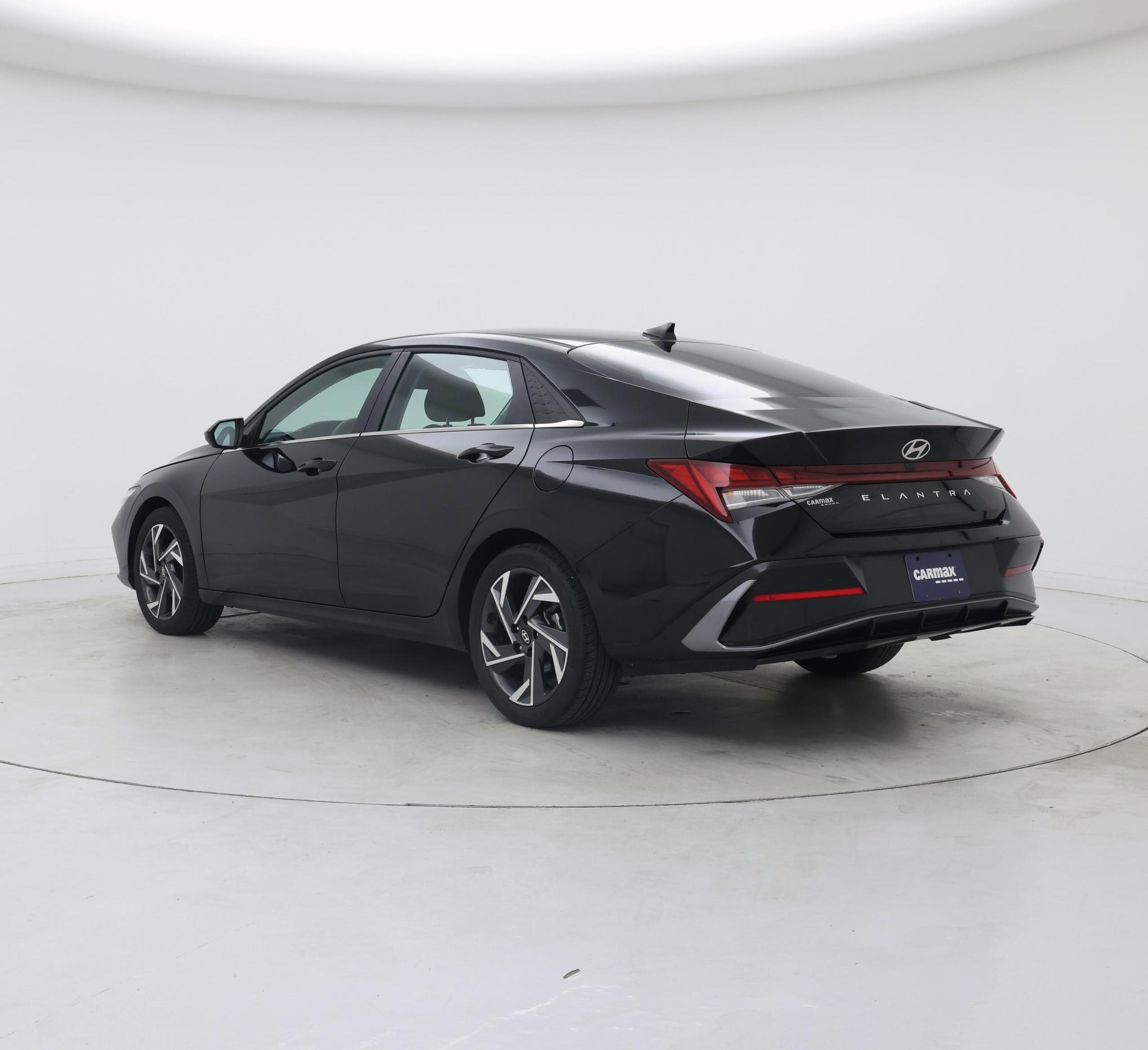Thumbnail: 2024 Hyundai Elantra - 2