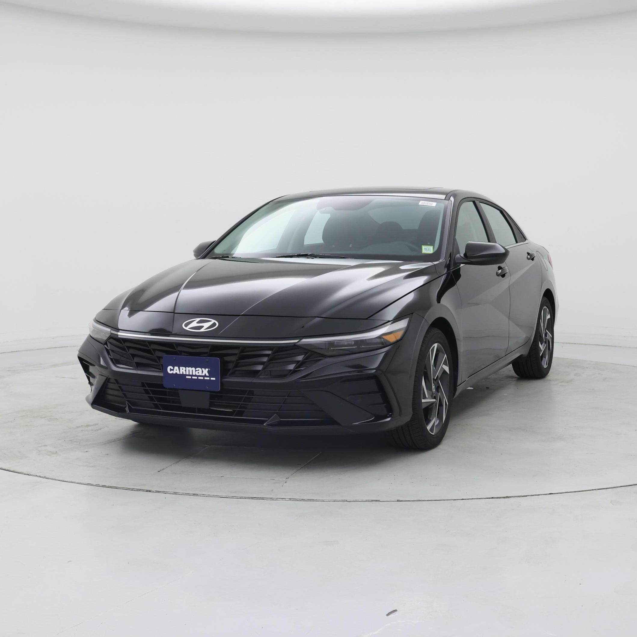 Thumbnail: 2024 Hyundai Elantra - 4