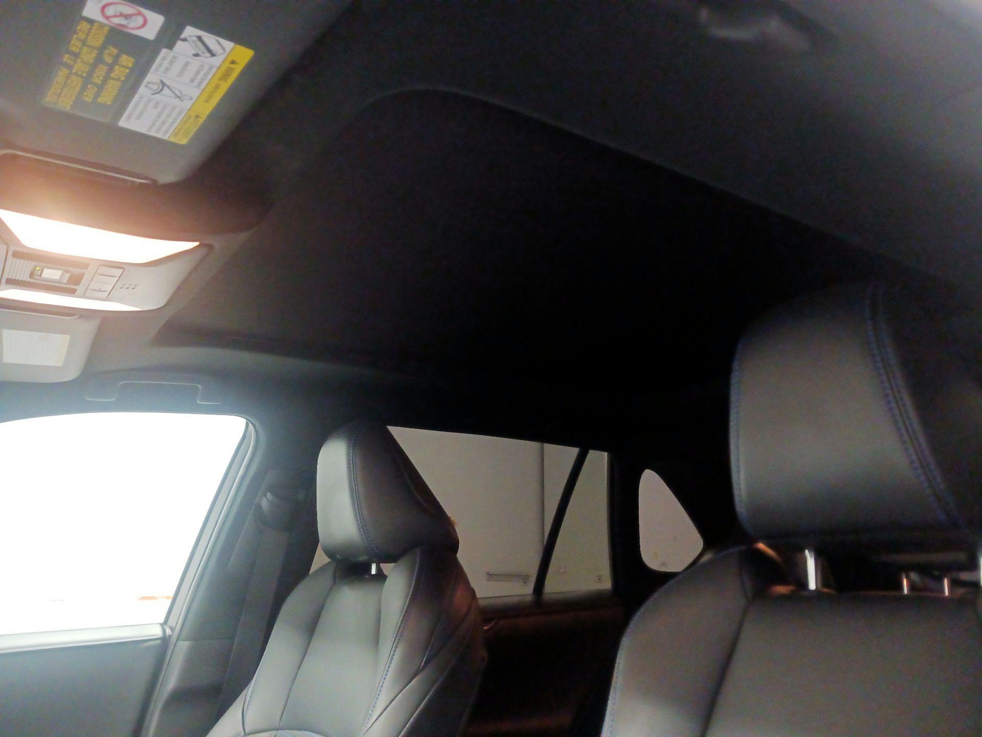 Thumbnail: 2021 Toyota RAV4 - 16