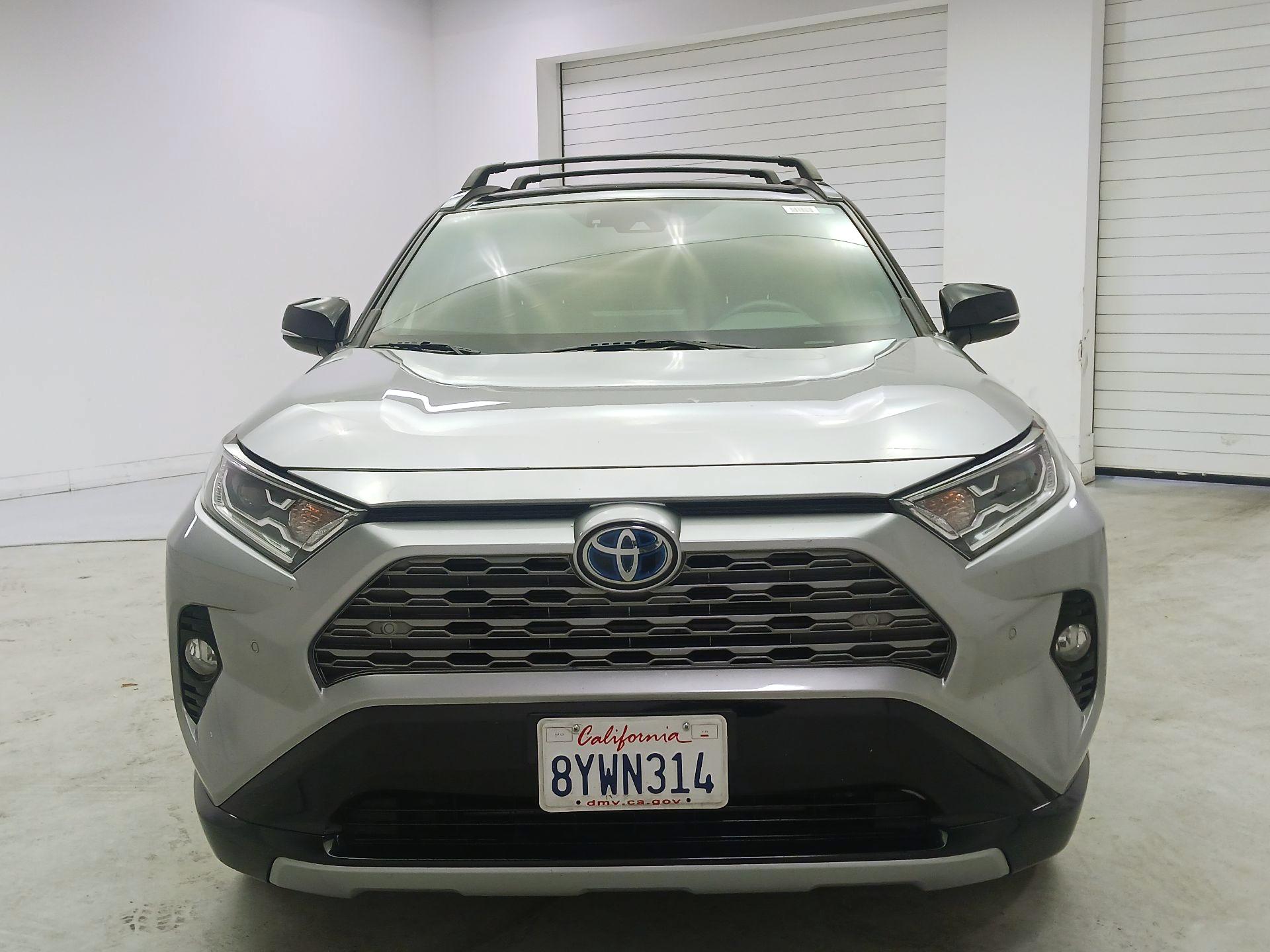 Thumbnail: 2021 Toyota RAV4 - 2