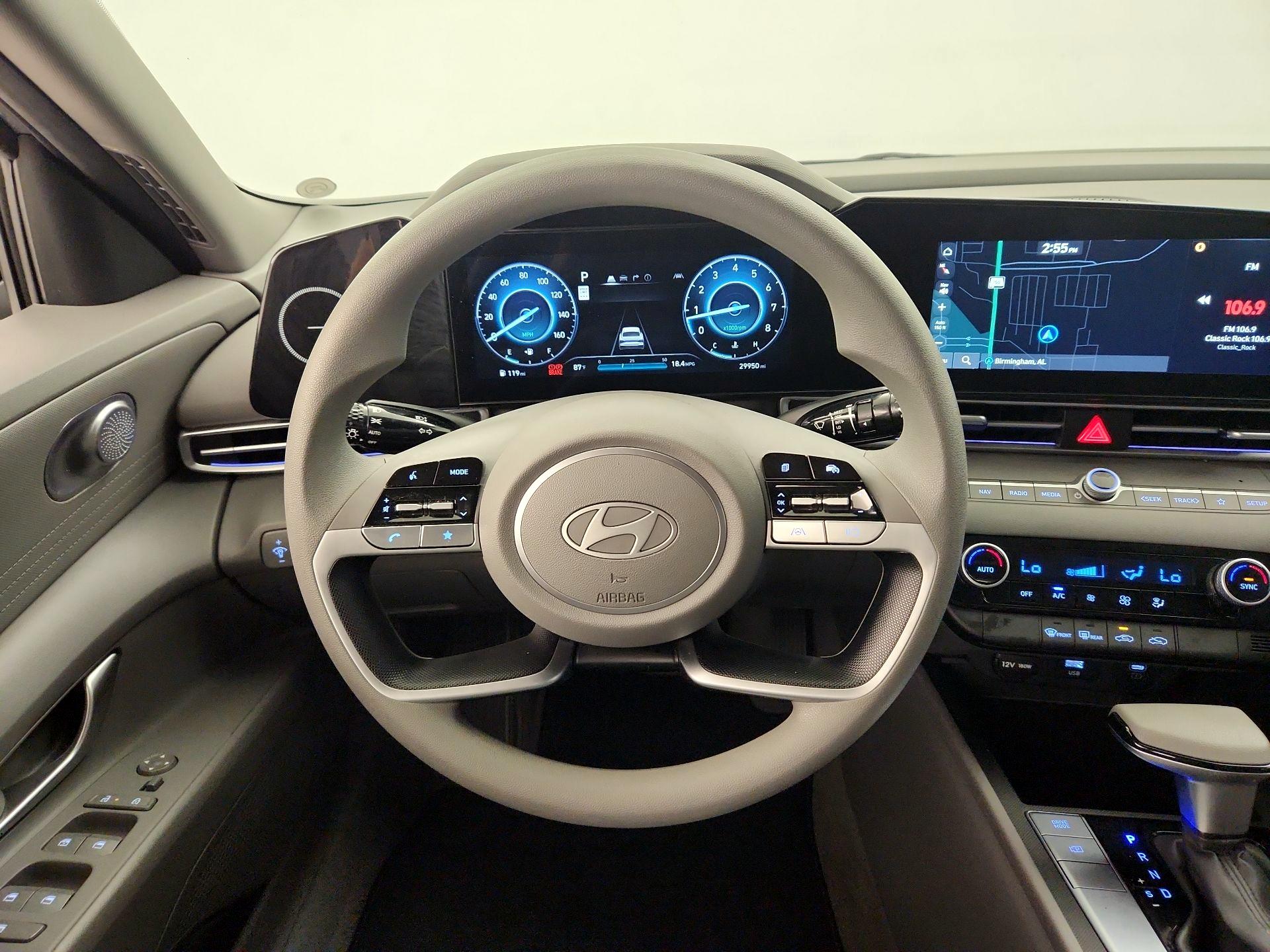 Thumbnail: 2024 Hyundai Elantra - 10