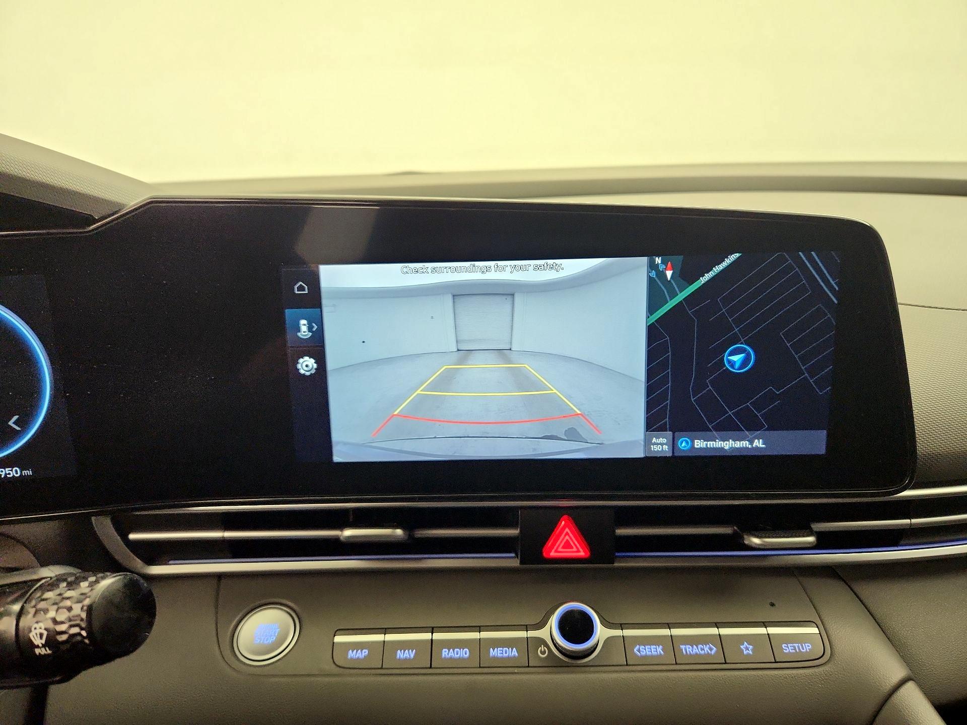 Thumbnail: 2024 Hyundai Elantra - 15