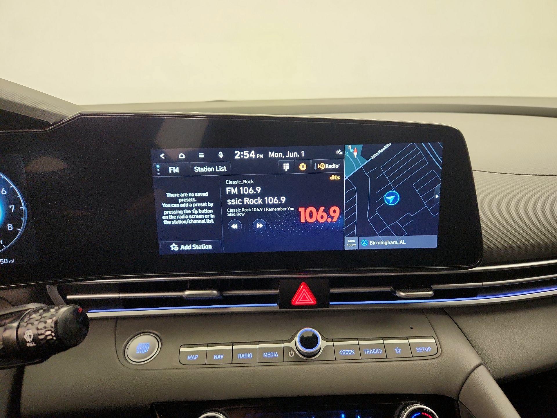 Thumbnail: 2024 Hyundai Elantra - 16