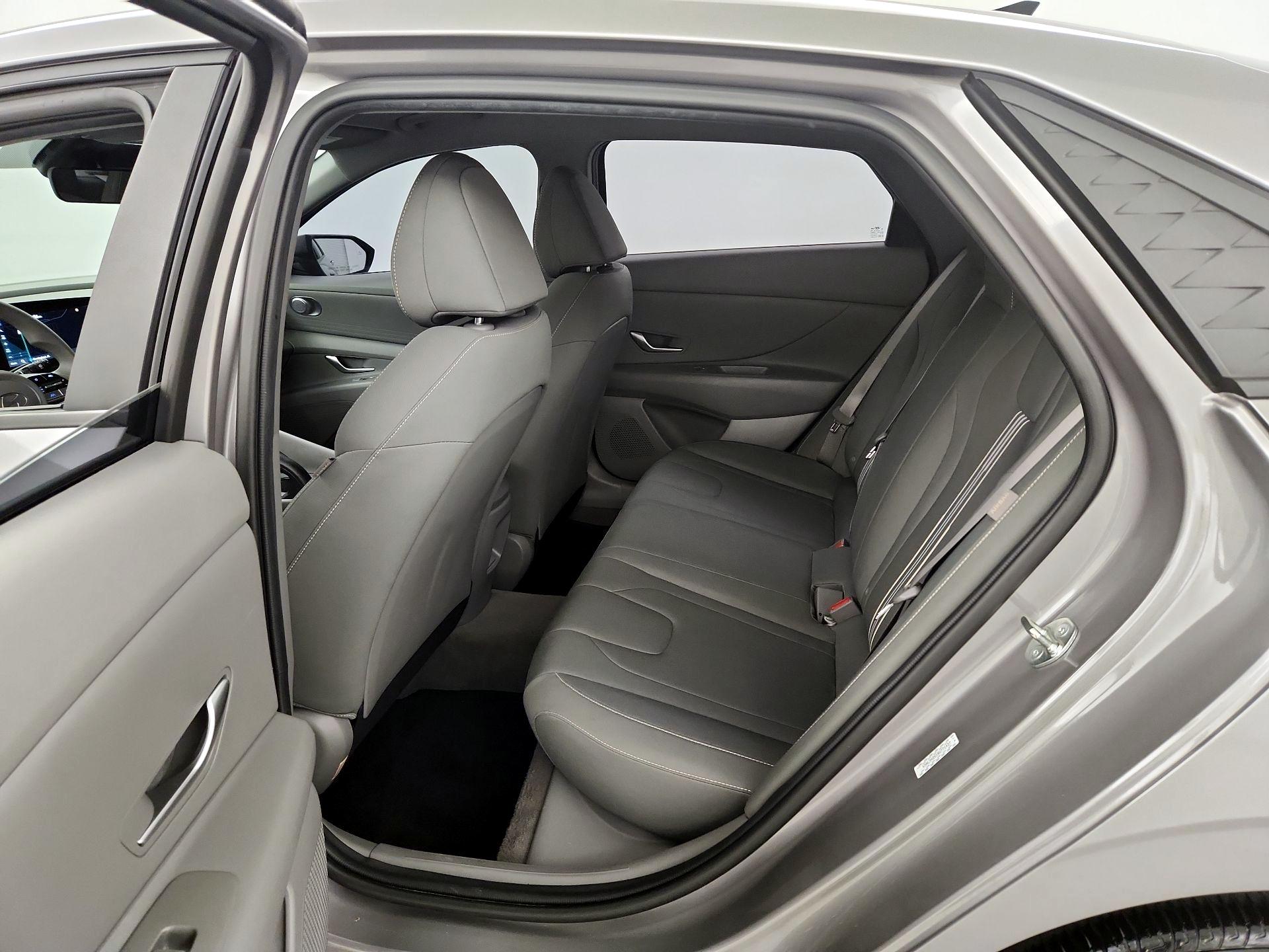 Thumbnail: 2024 Hyundai Elantra - 20