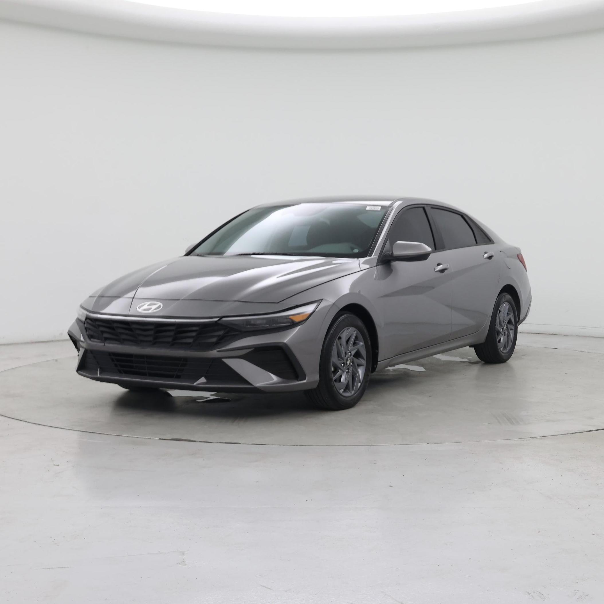 Thumbnail: 2024 Hyundai Elantra - 4