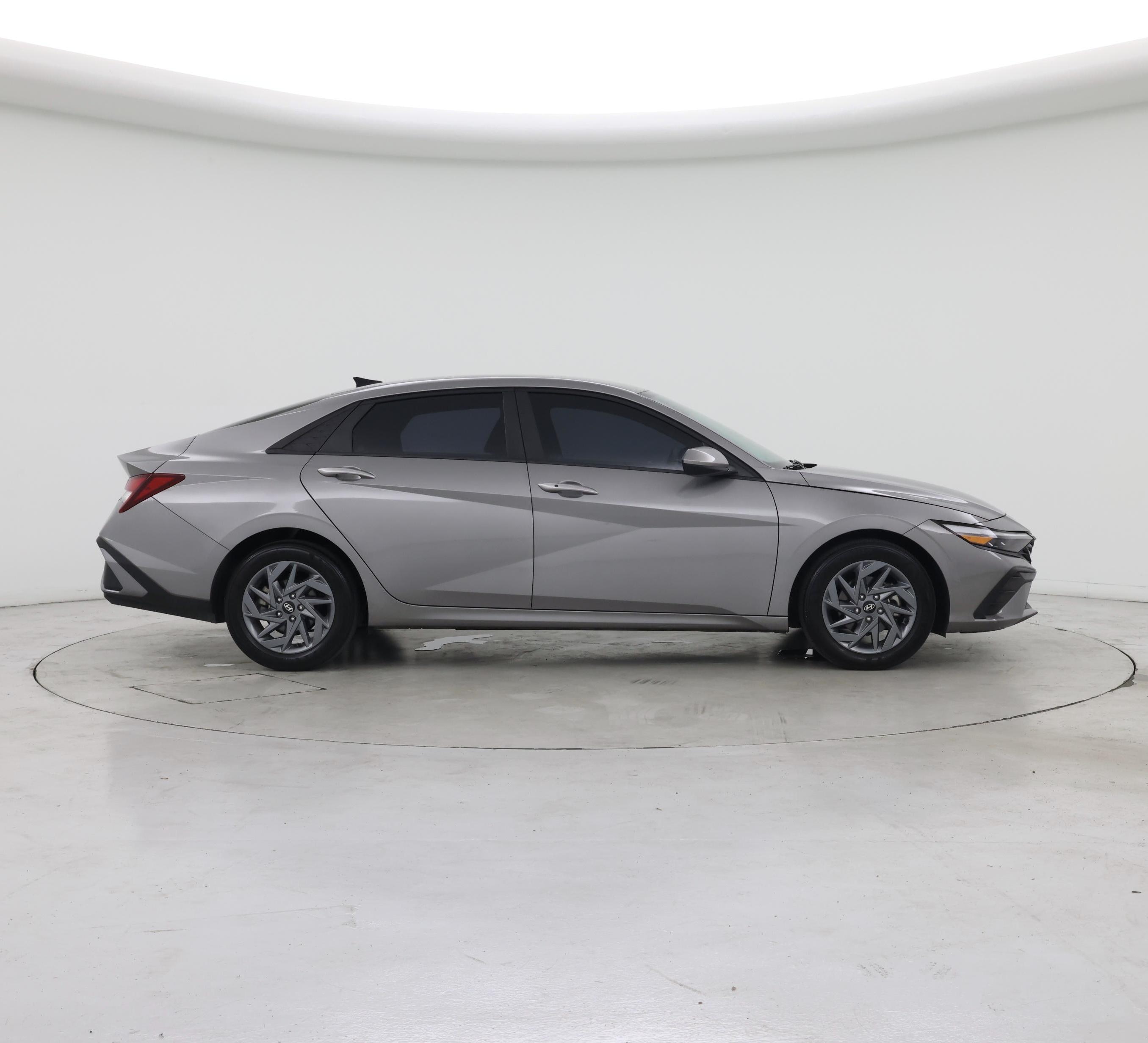 Thumbnail: 2024 Hyundai Elantra - 7