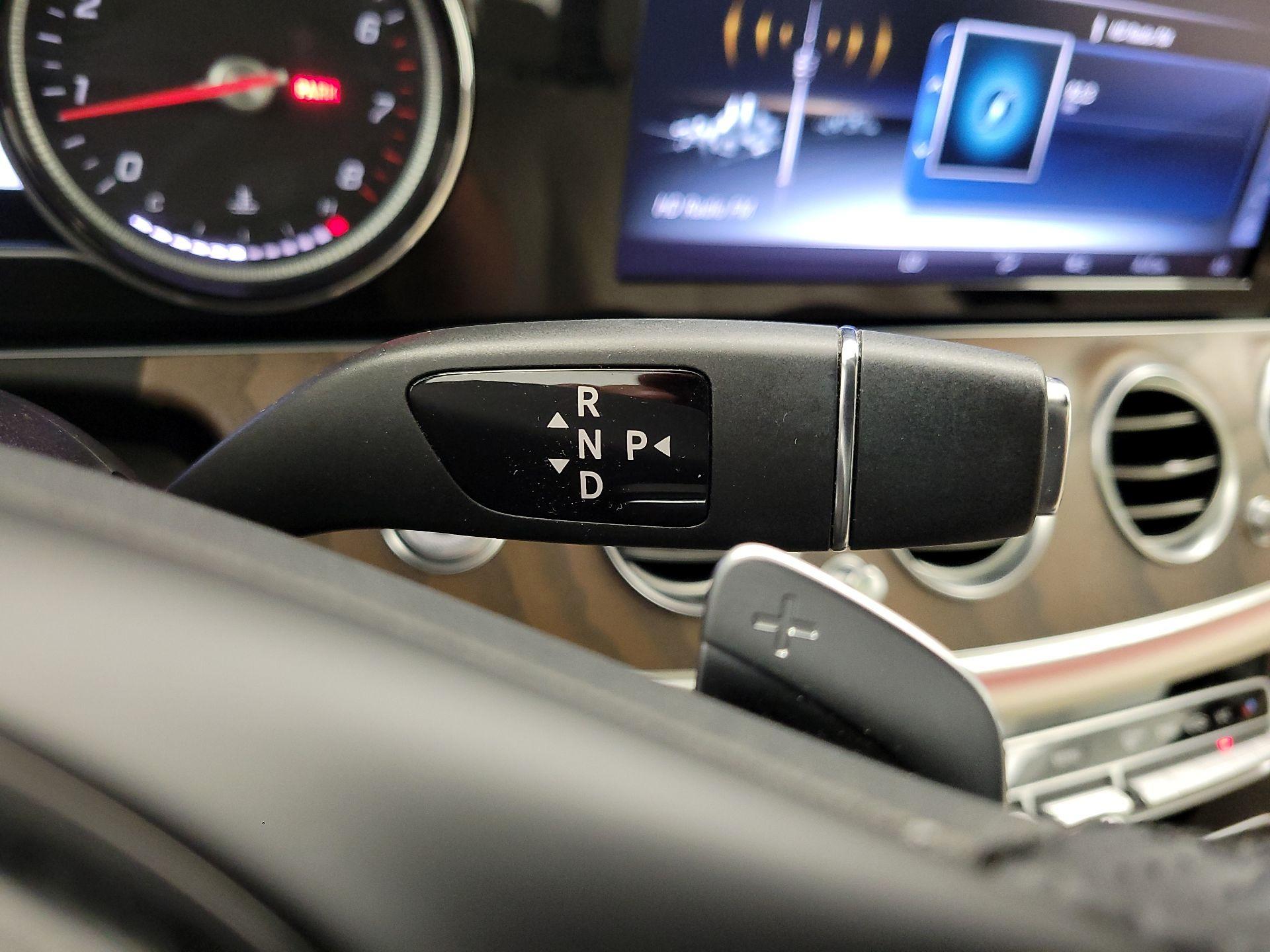 Thumbnail: 2017 Mercedes-Benz E-Class - 18