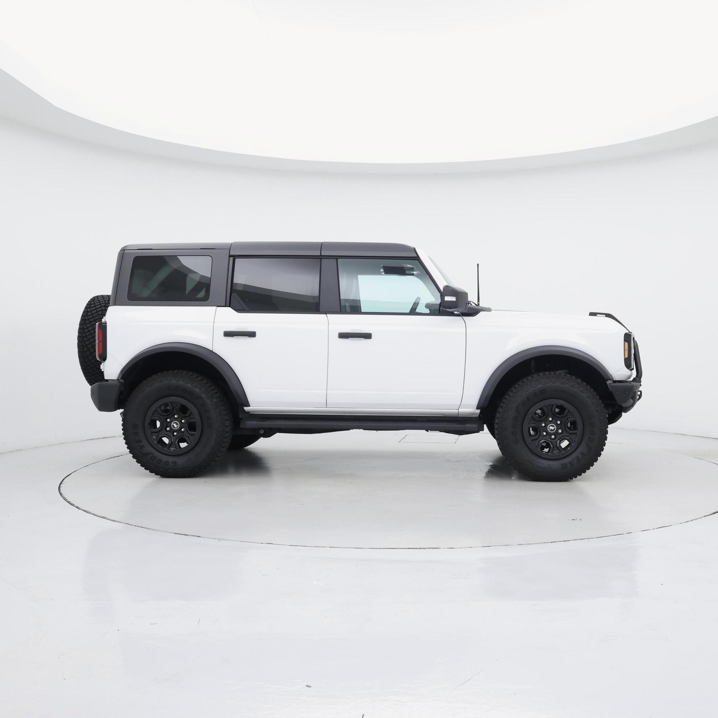 Thumbnail: 2024 Ford Bronco - 7