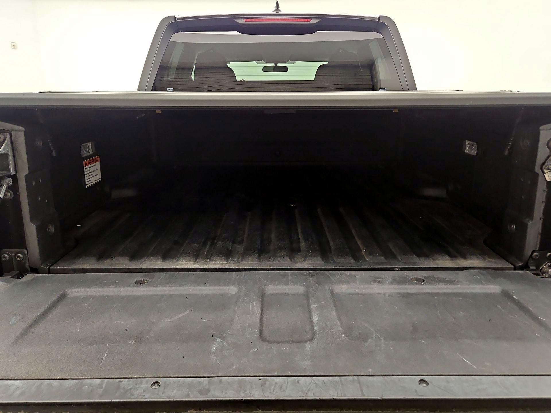 Thumbnail: 2017 Honda Ridgeline - 18