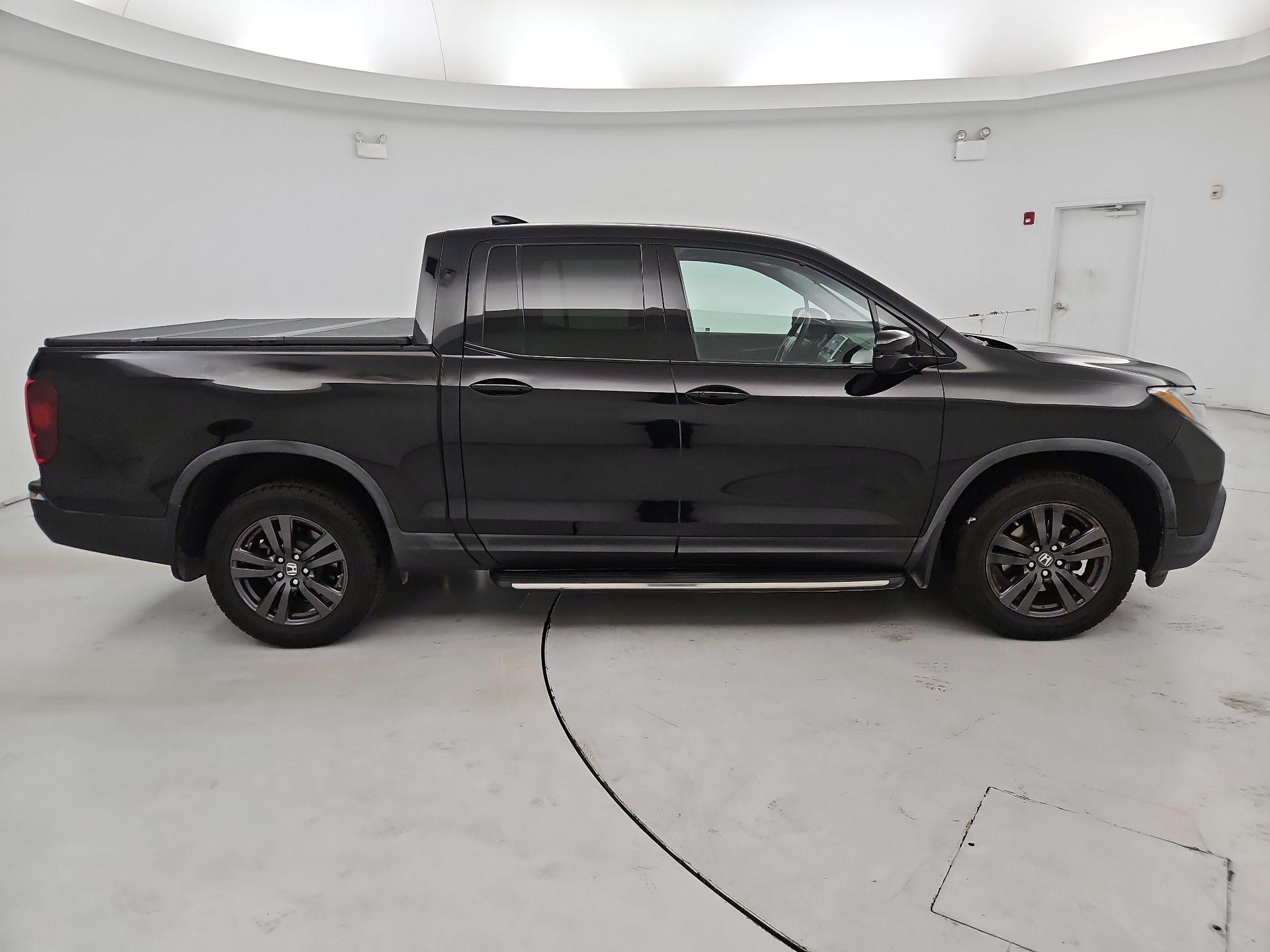 Thumbnail: 2017 Honda Ridgeline - 4