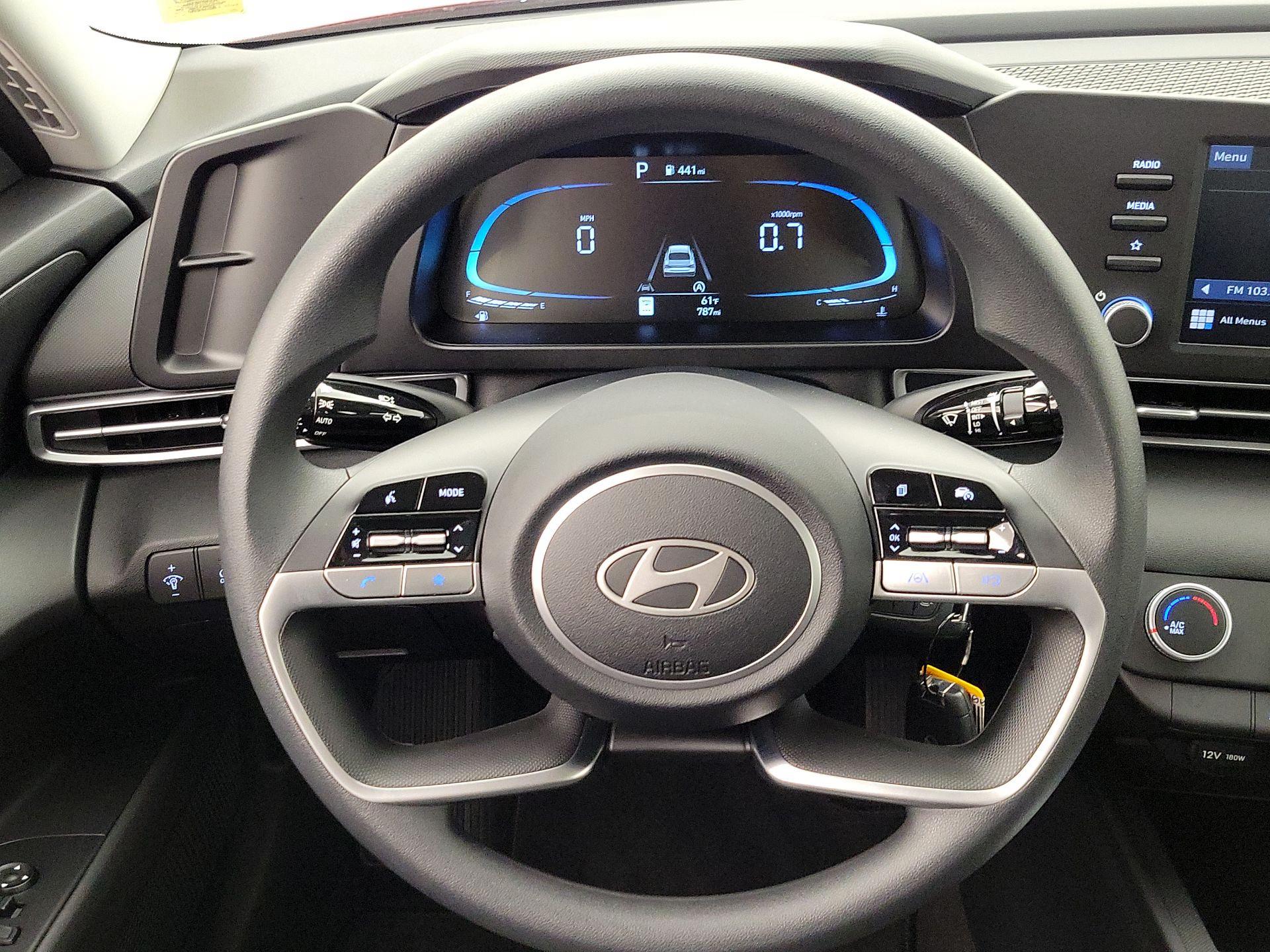 Thumbnail: 2025 Hyundai Elantra - 10