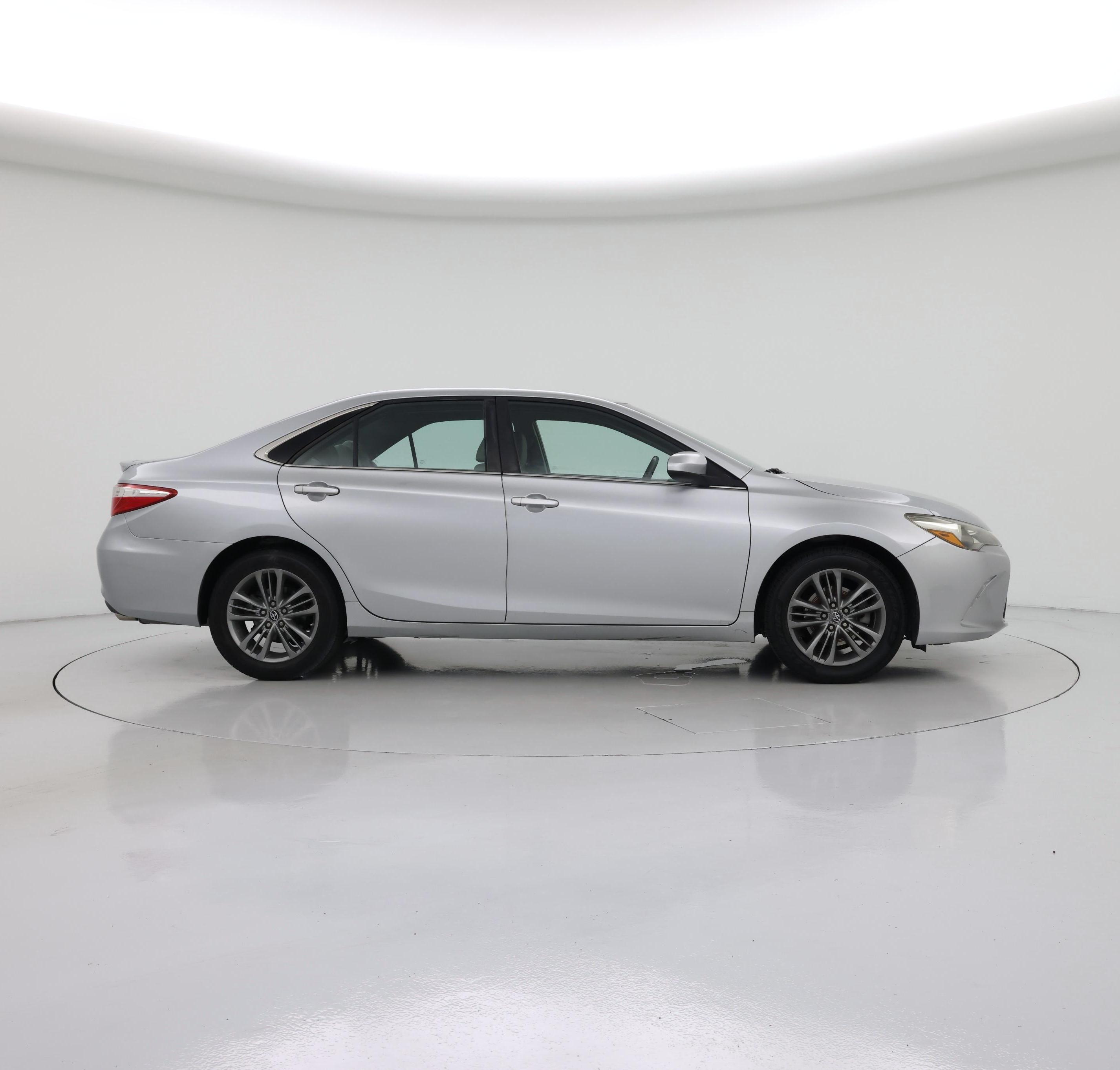 Thumbnail: 2017 Toyota Camry - 7