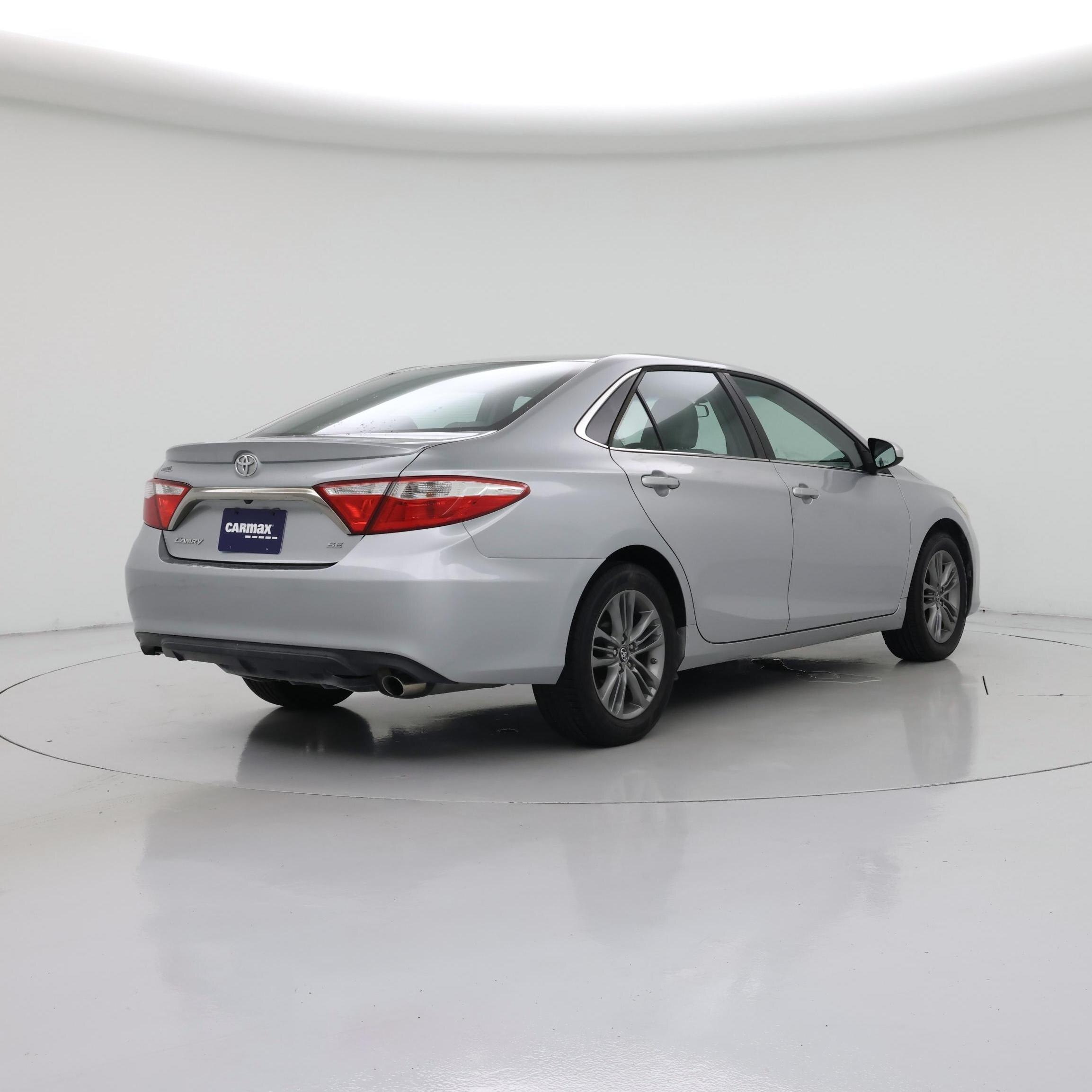 Thumbnail: 2017 Toyota Camry - 8