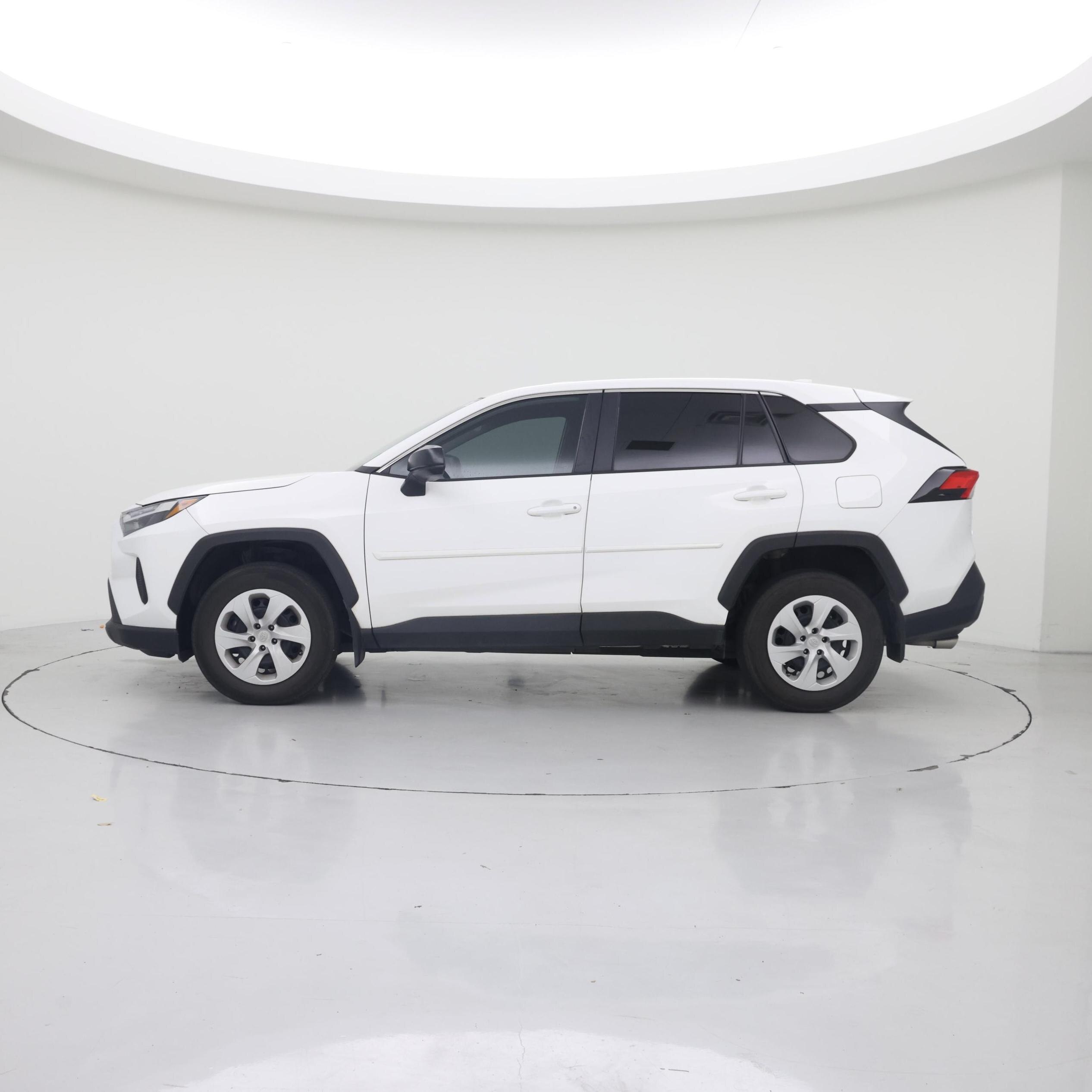 Thumbnail: 2024 Toyota RAV4 - 3