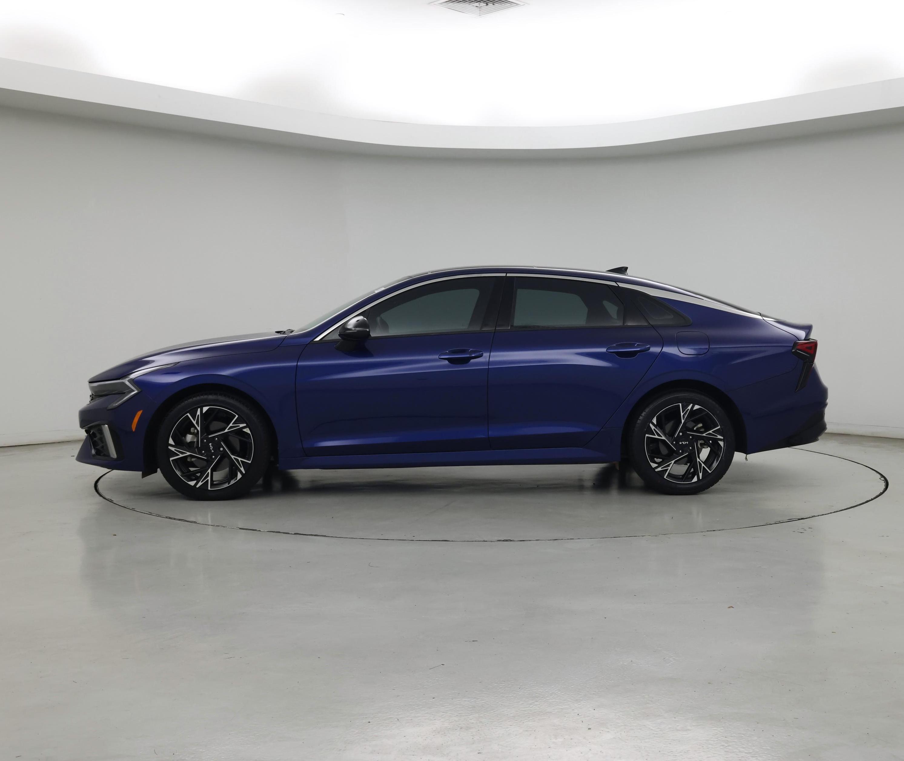 Thumbnail: 2025 Kia K5 - 3
