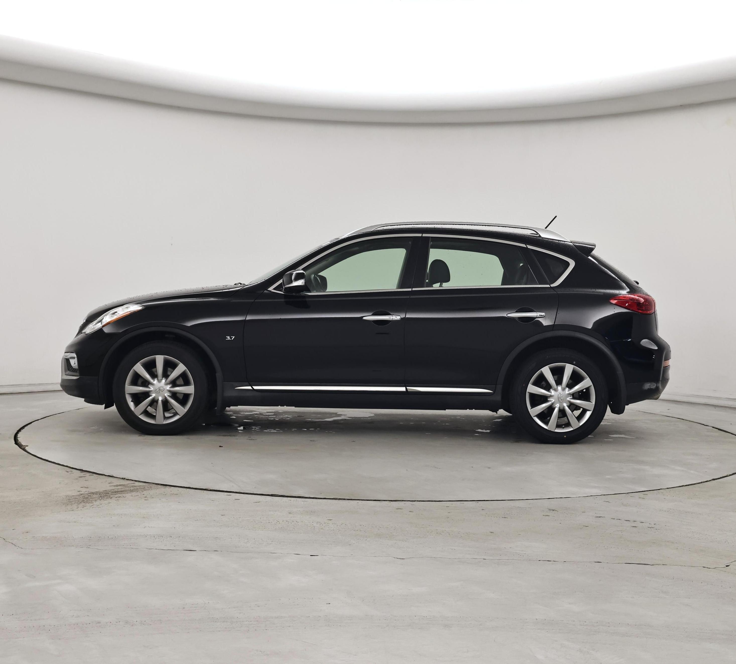 Thumbnail: 2017 INFINITI QX50 - 3