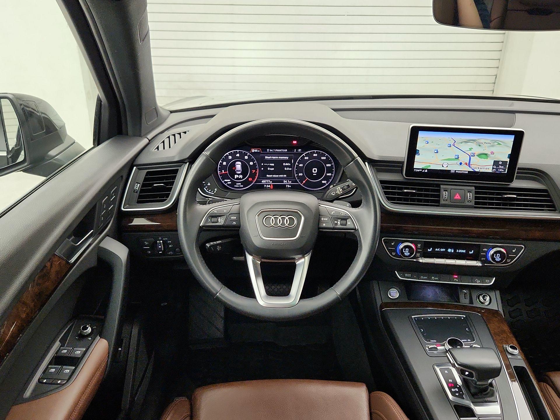 Thumbnail: 2019 Audi Q5 - 10
