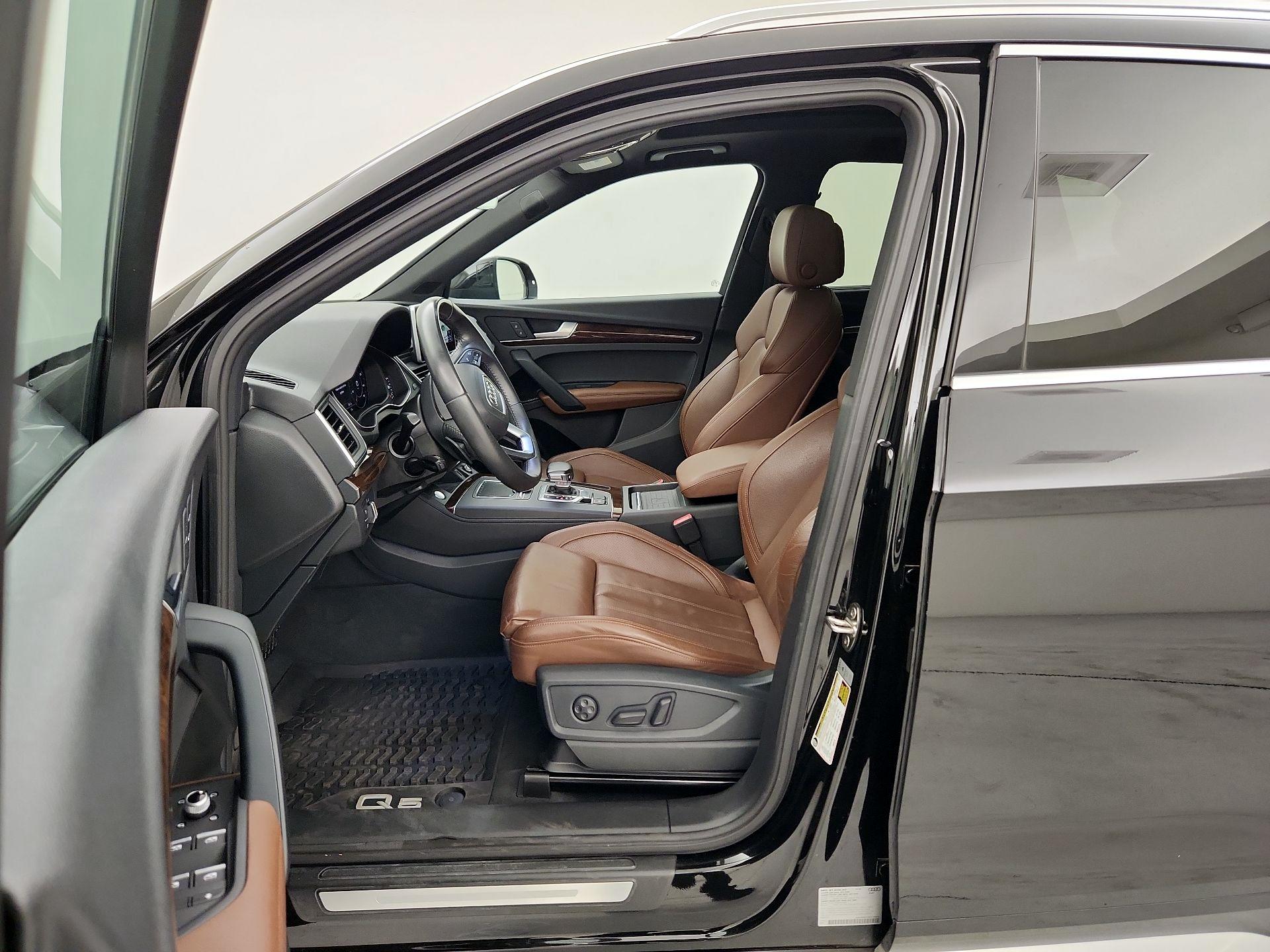 Thumbnail: 2019 Audi Q5 - 11