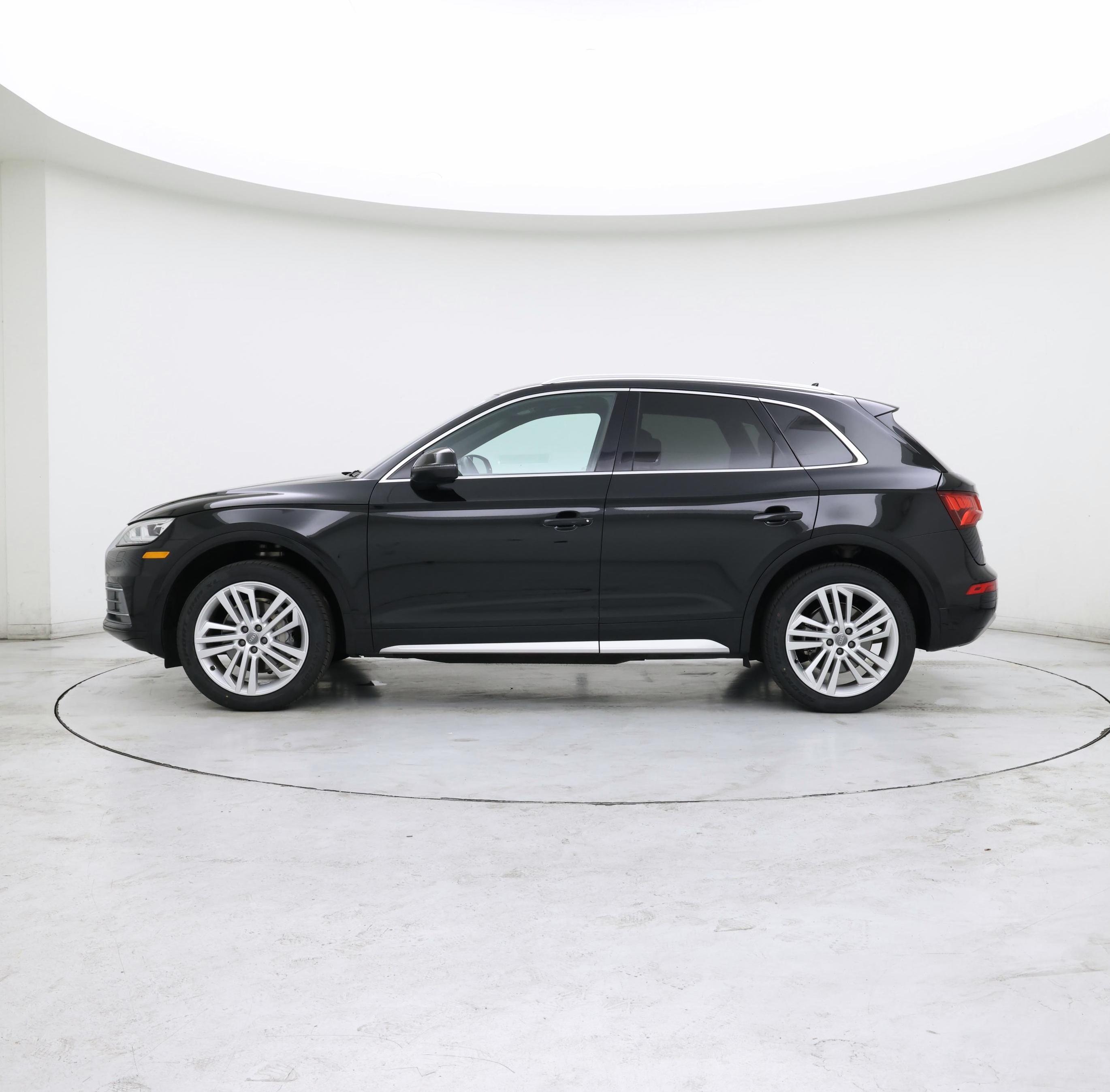 Thumbnail: 2019 Audi Q5 - 3