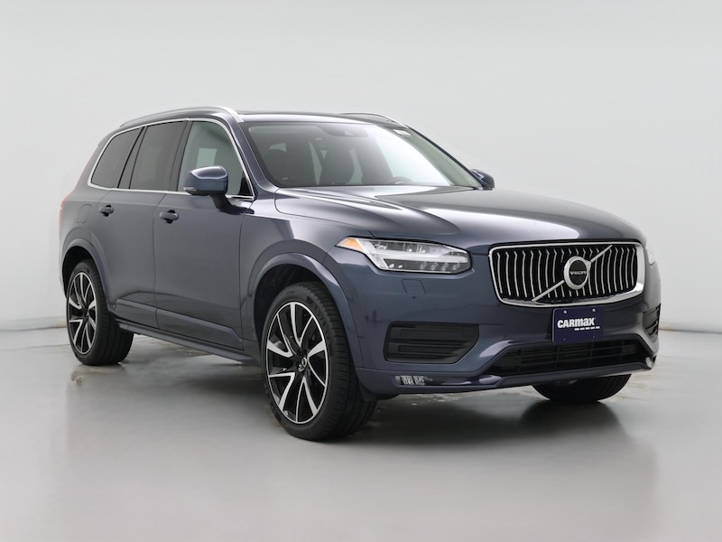 2022 Volvo XC90 T6 Momentum